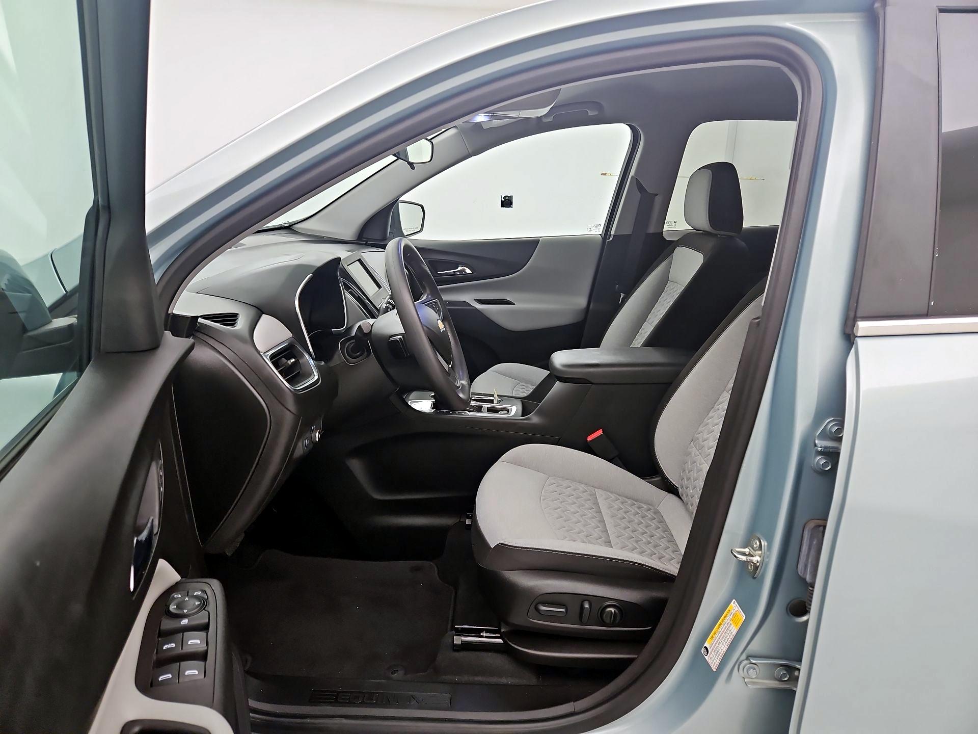Thumbnail: 2022 Chevrolet Equinox - 11