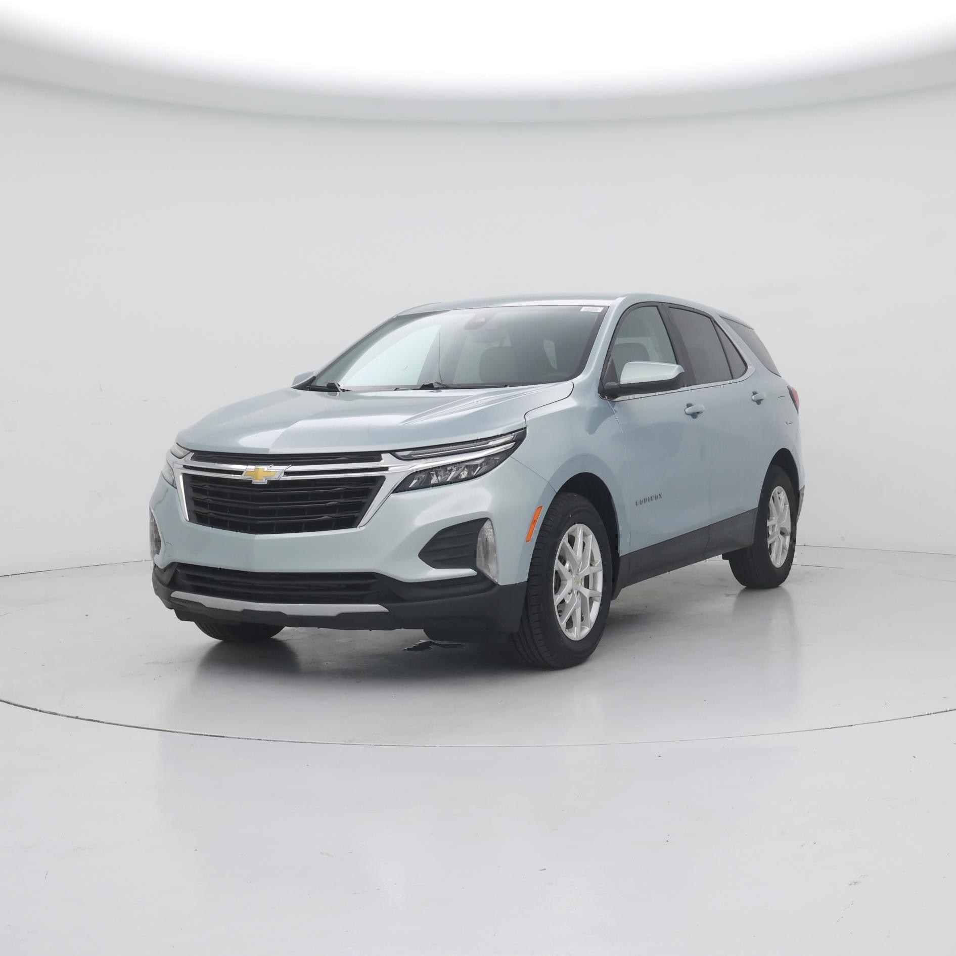 Thumbnail: 2022 Chevrolet Equinox - 4