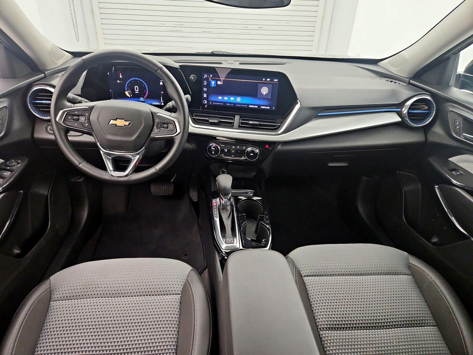 Thumbnail: 2025 Chevrolet Trax - 9