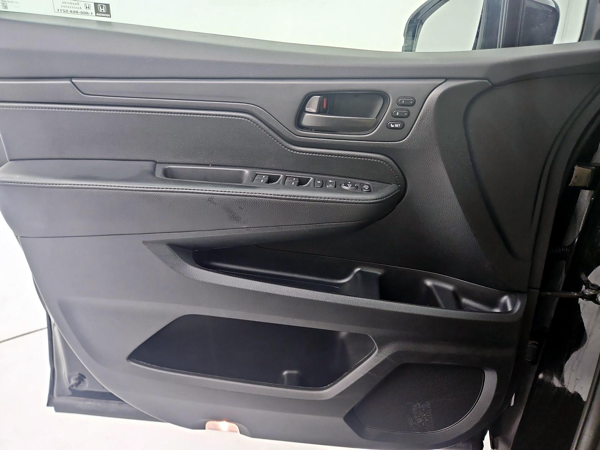 Thumbnail: 2025 Honda Odyssey - 10
