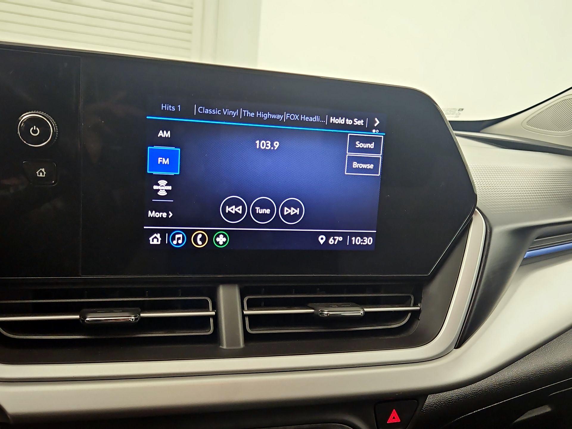 Thumbnail: 2024 Chevrolet Trax - 15
