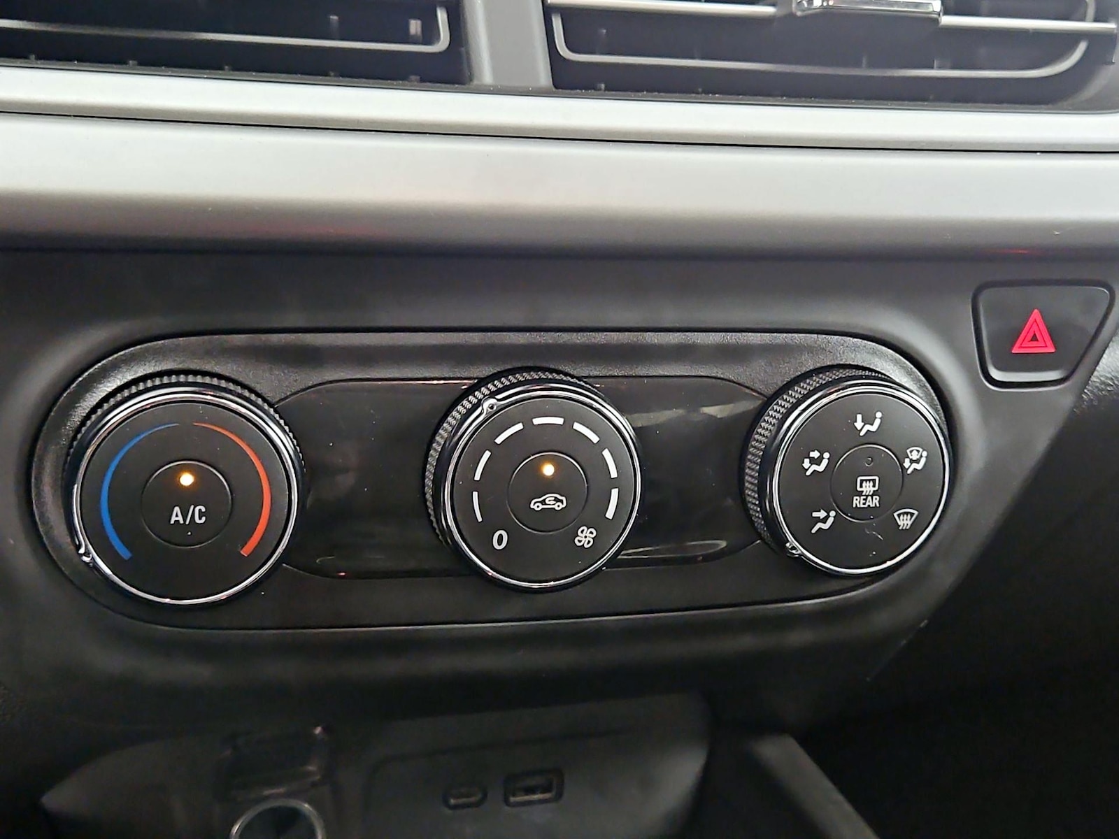 2024 Chevrolet Trax LS - Photo 17