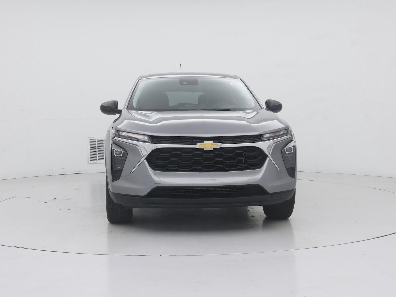 2024 Chevrolet Trax LS - Photo 6