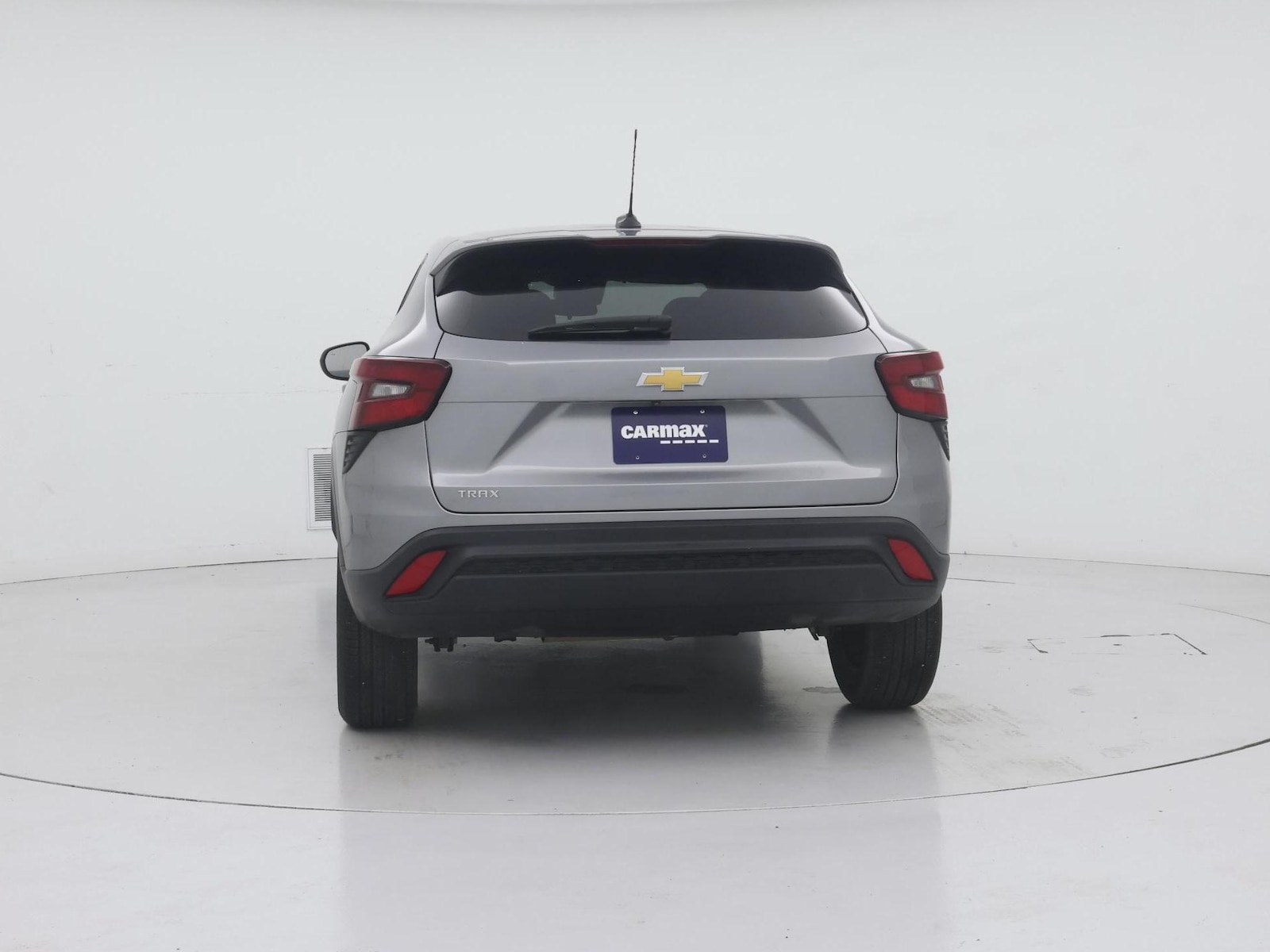 2024 Chevrolet Trax LS - Photo 7