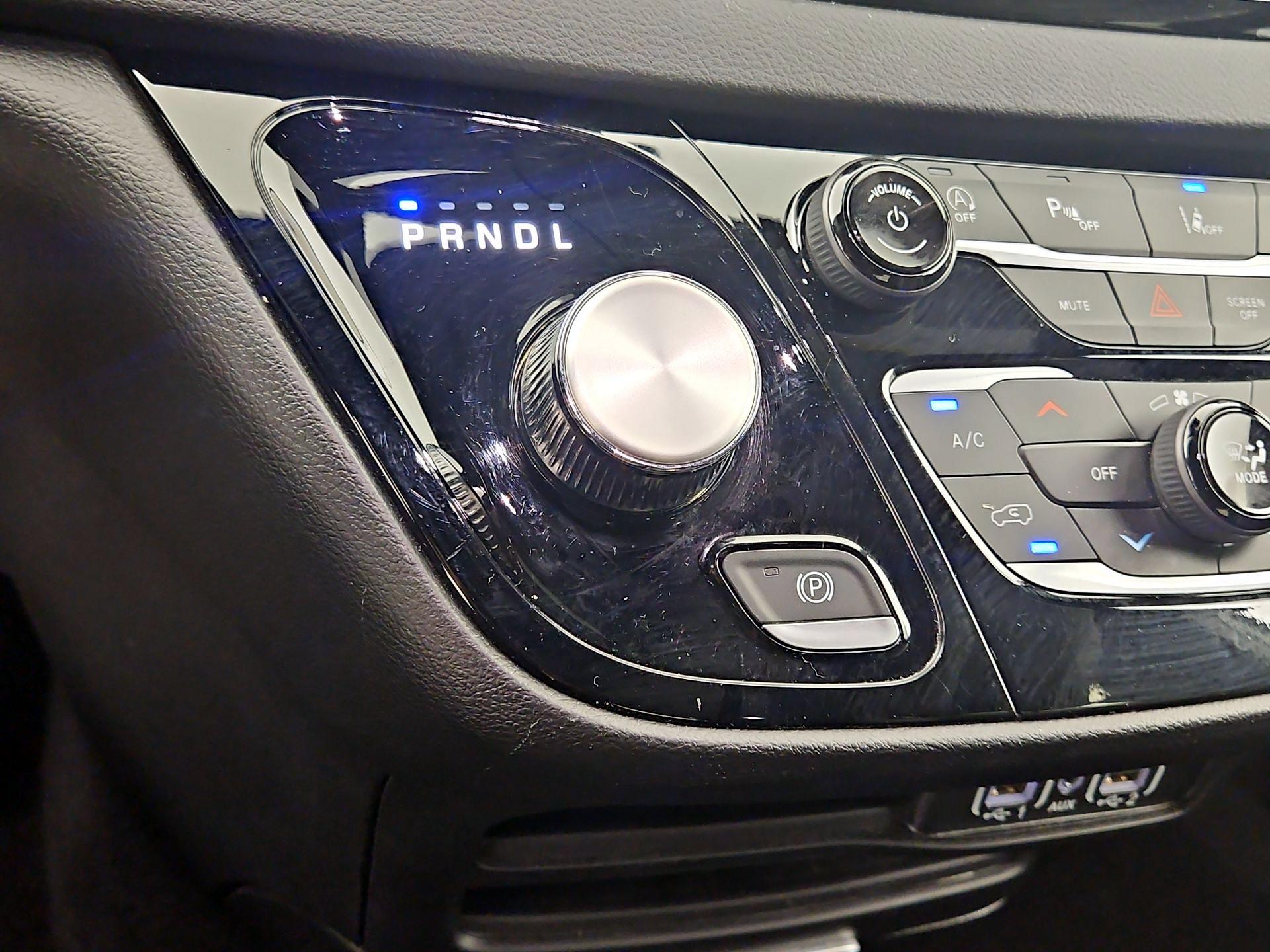 Thumbnail: 2025 Chrysler Pacifica - 17