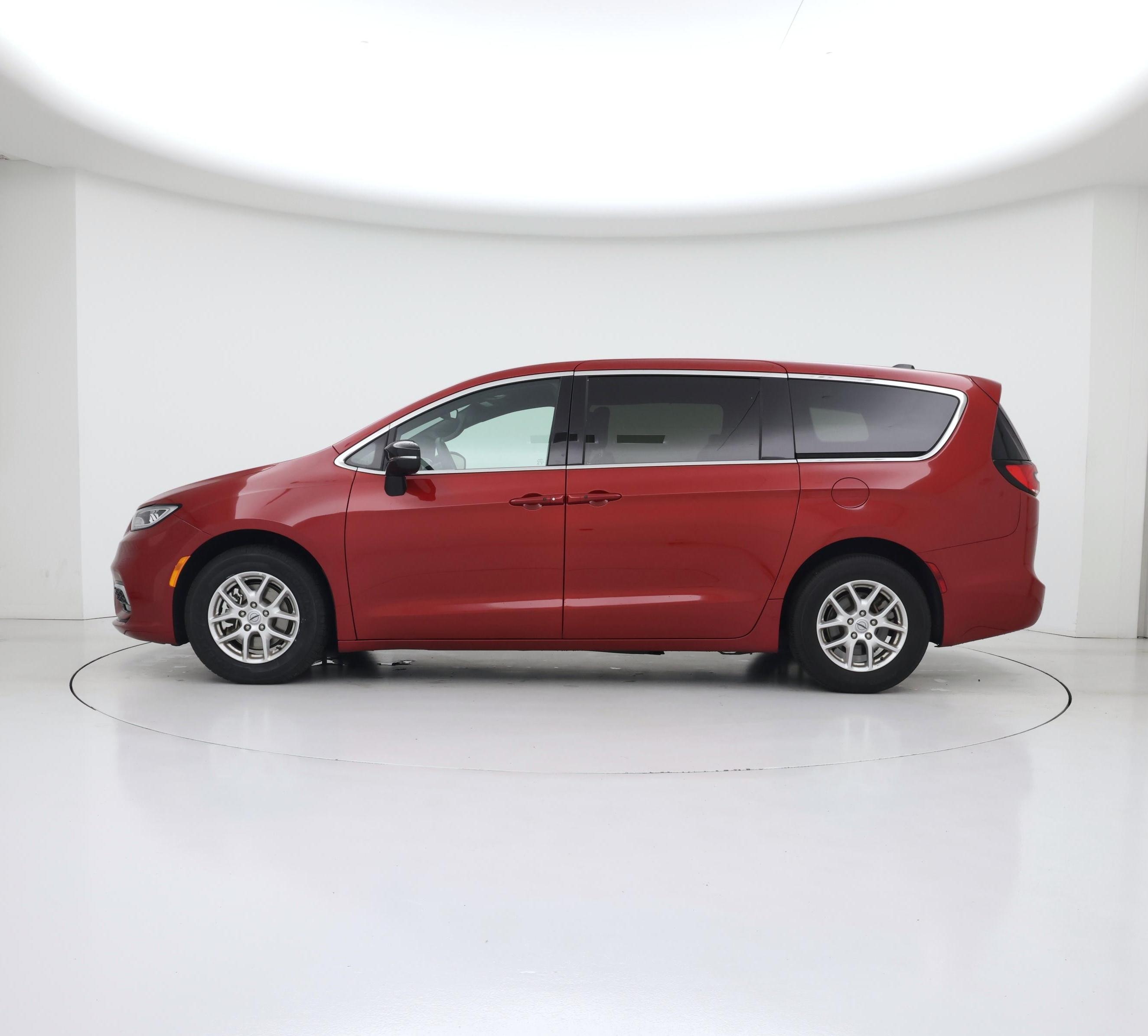 Thumbnail: 2025 Chrysler Pacifica - 3