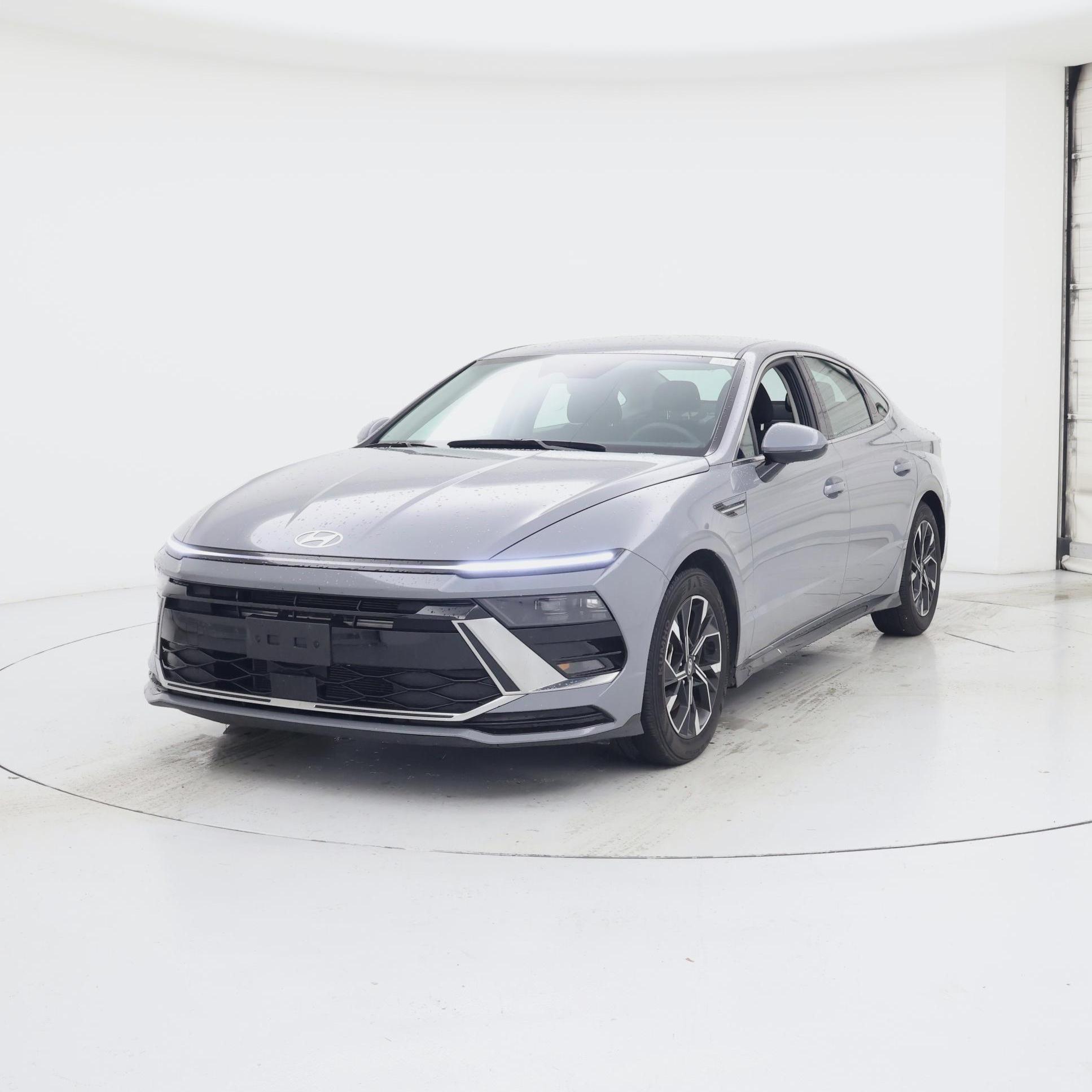 Thumbnail: 2025 Hyundai Sonata - 4
