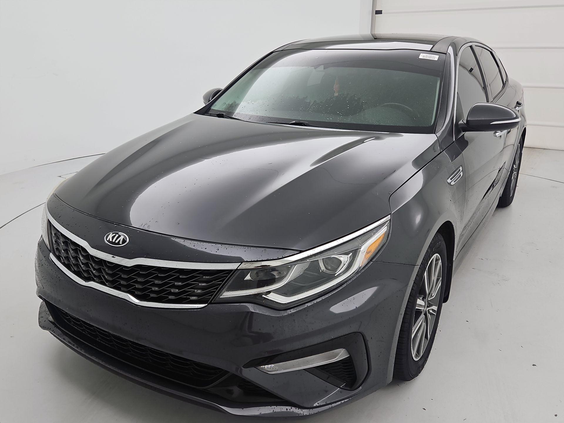 Thumbnail: 2019 Kia Optima - 3