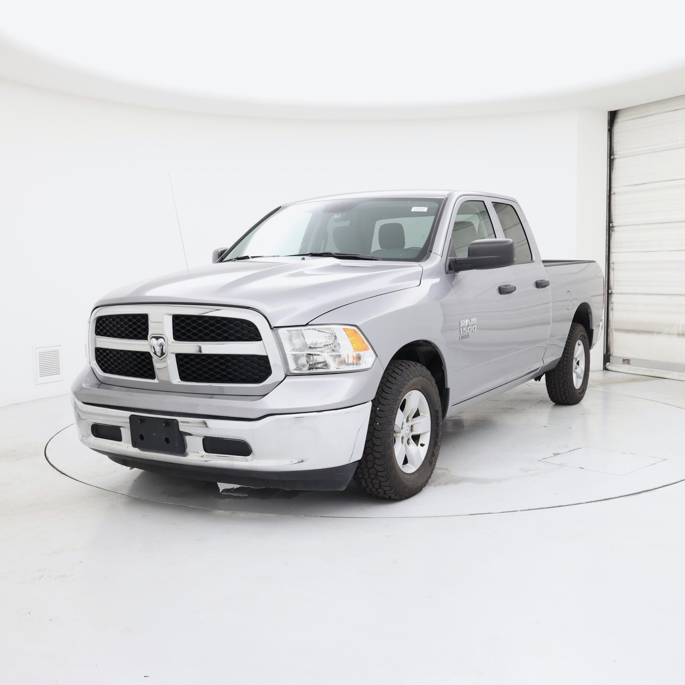 Thumbnail: 2024 RAM 1500 Classic - 4