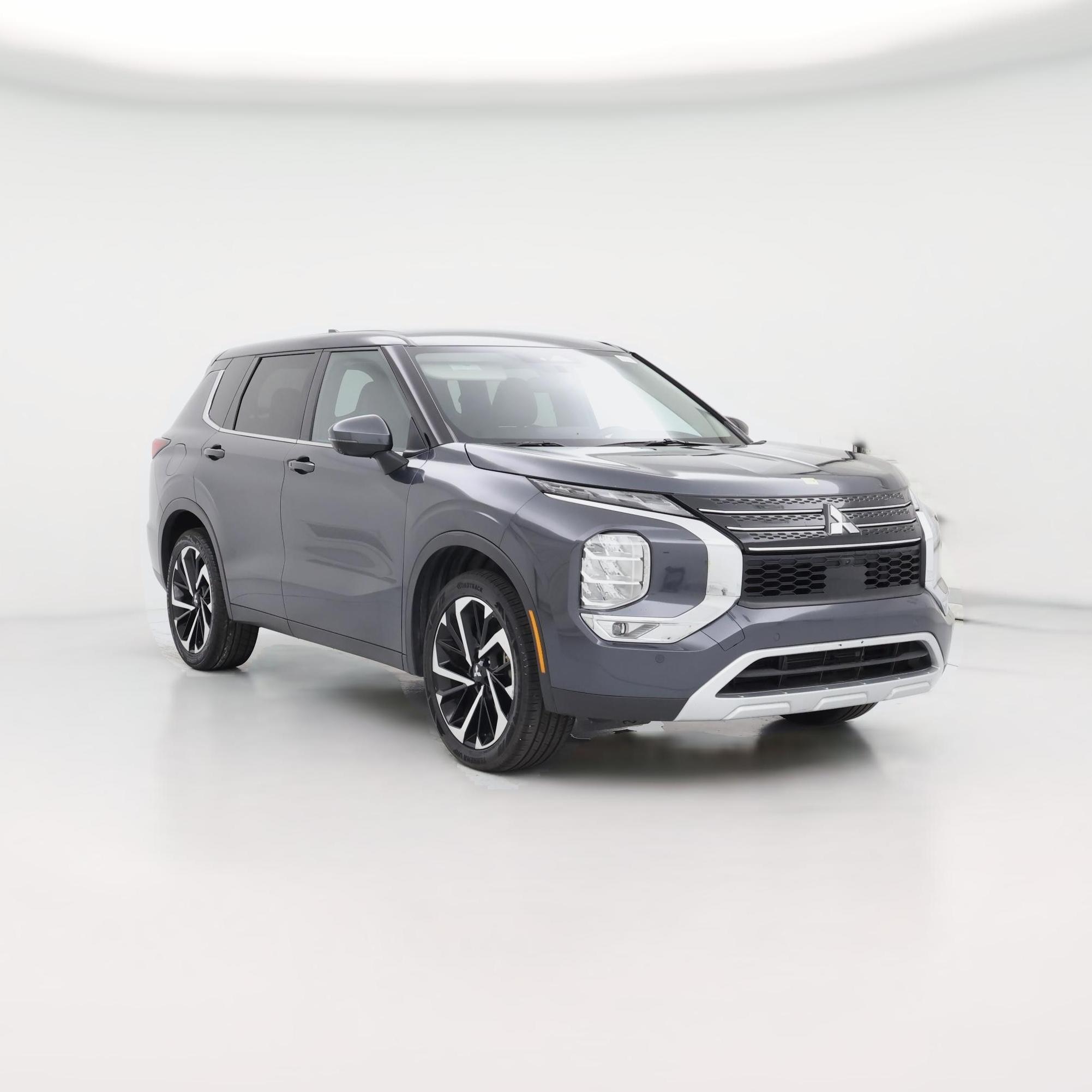 Thumbnail: 2024 Mitsubishi Outlander - 1