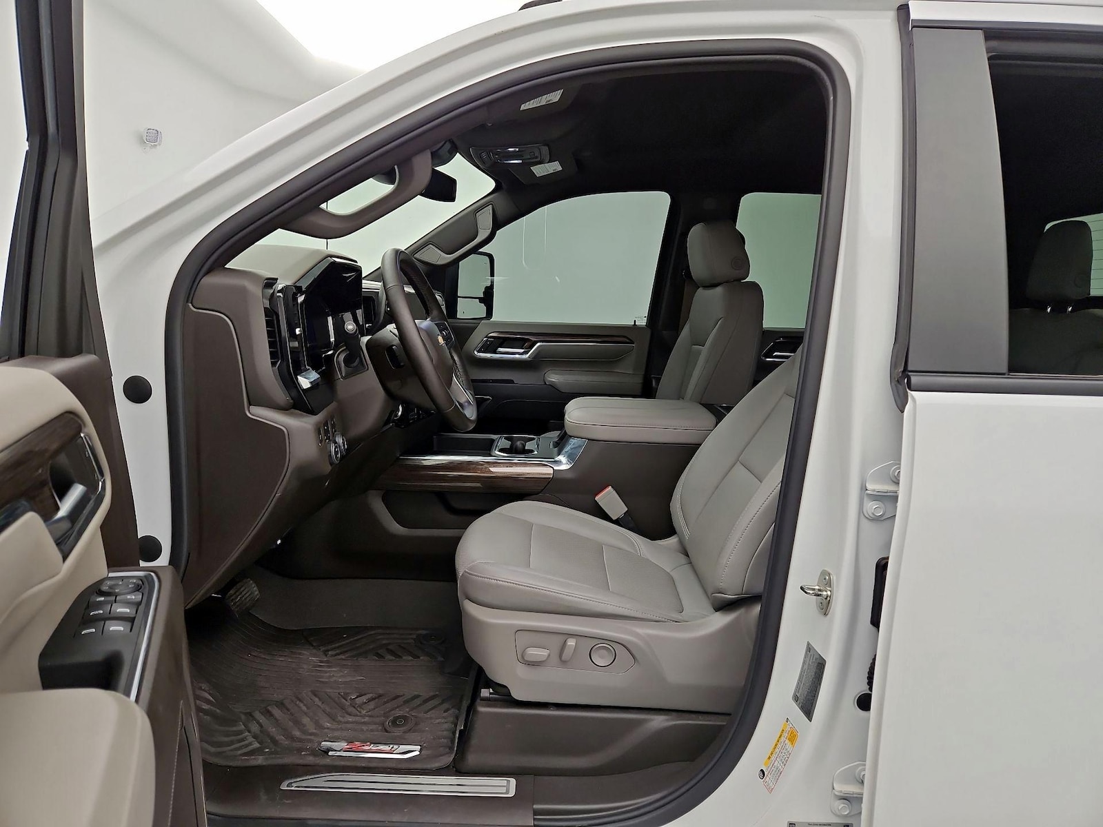 2024 Chevrolet Silverado 2500HD LT - Photo 12