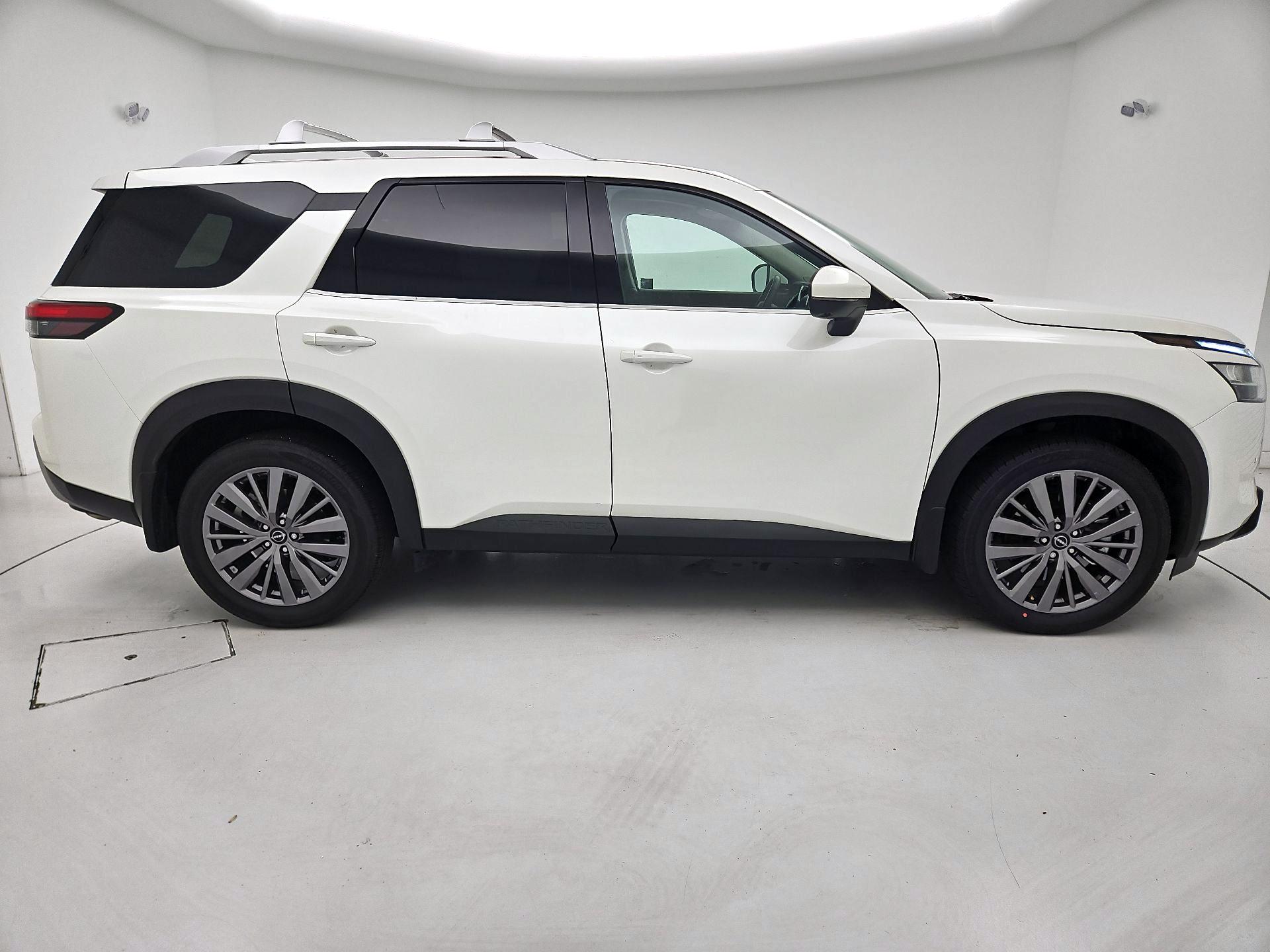 Thumbnail: 2024 Nissan Pathfinder - 4