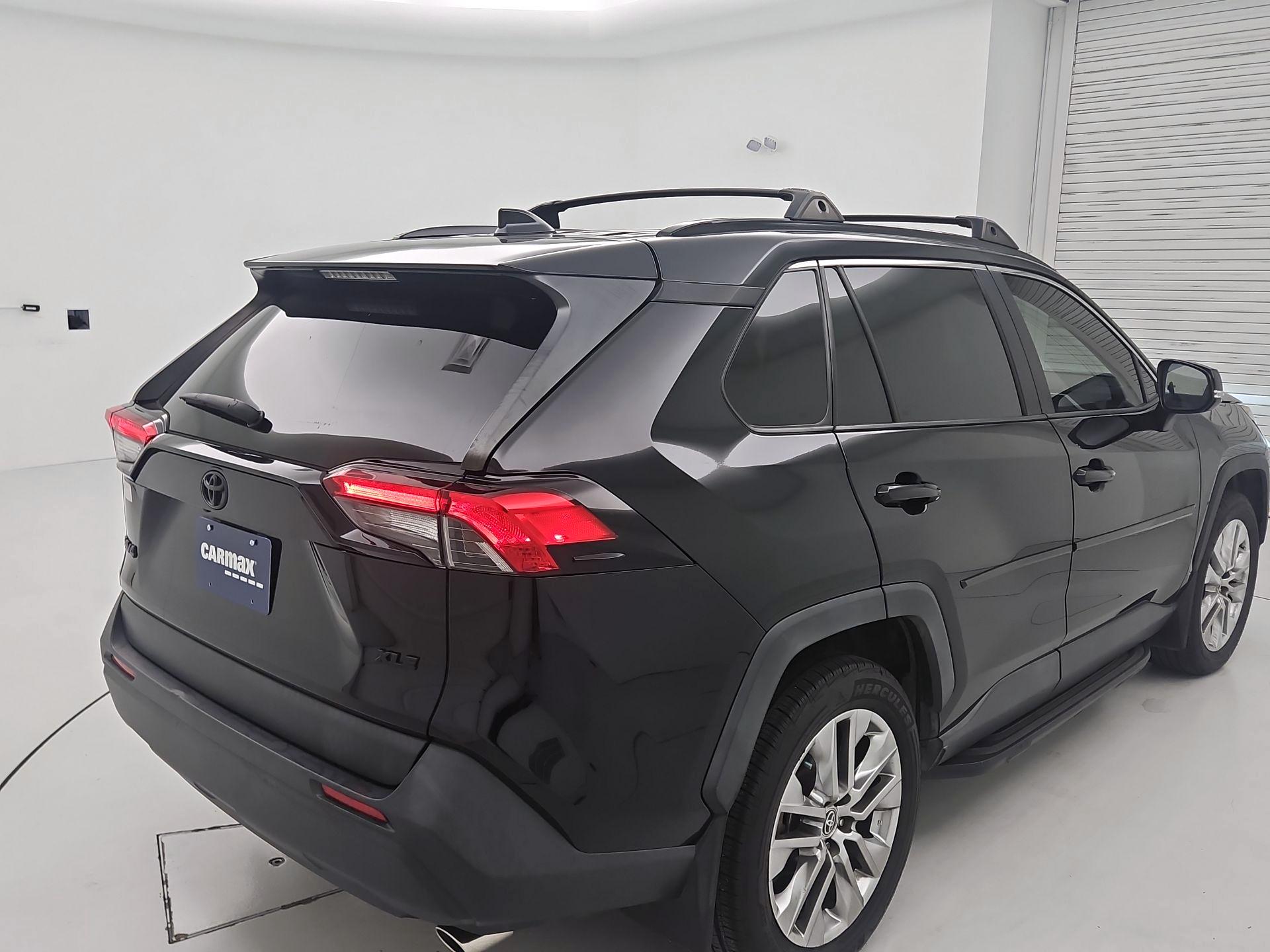 Thumbnail: 2020 Toyota RAV4 - 5
