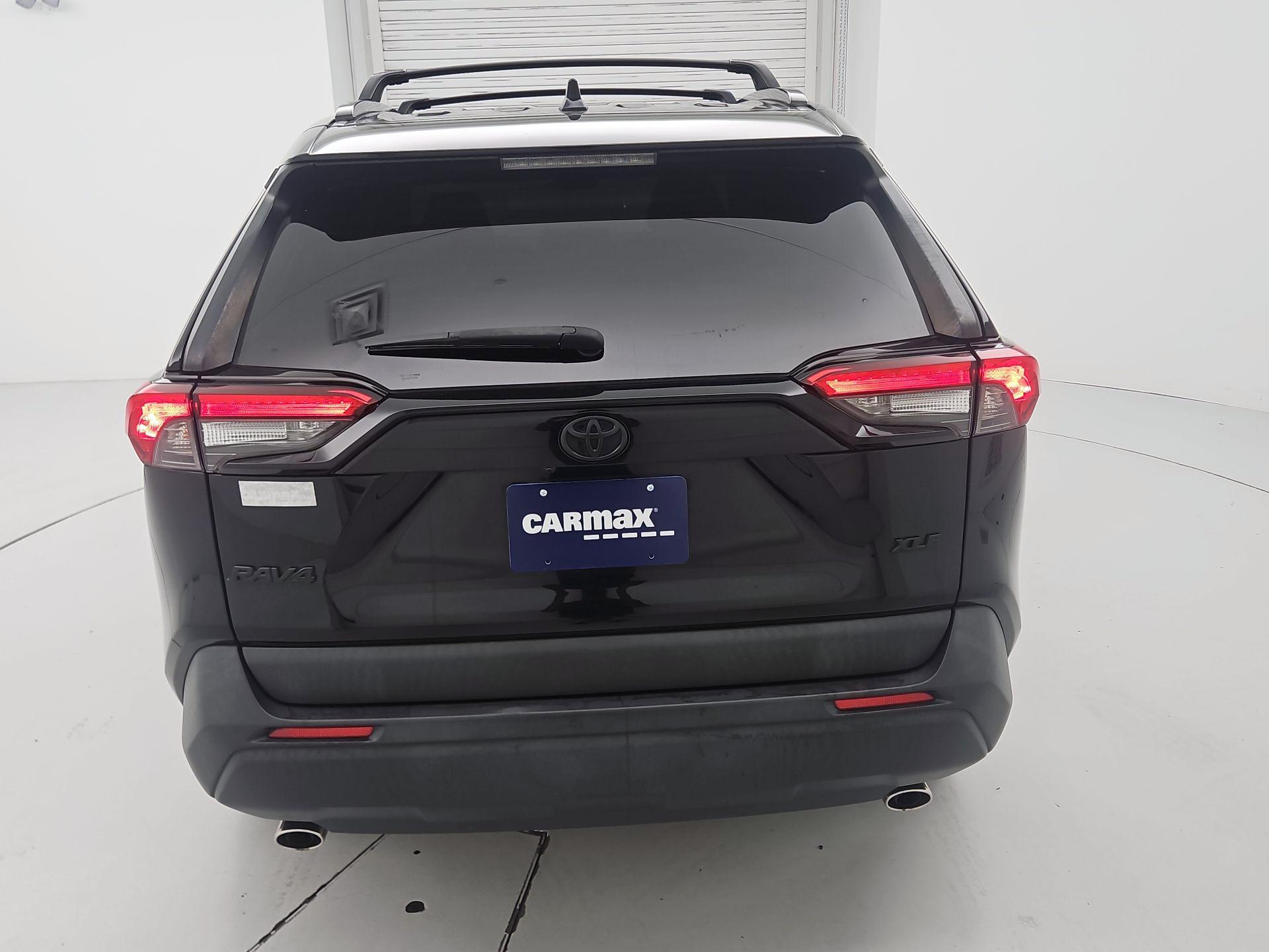 Thumbnail: 2020 Toyota RAV4 - 6