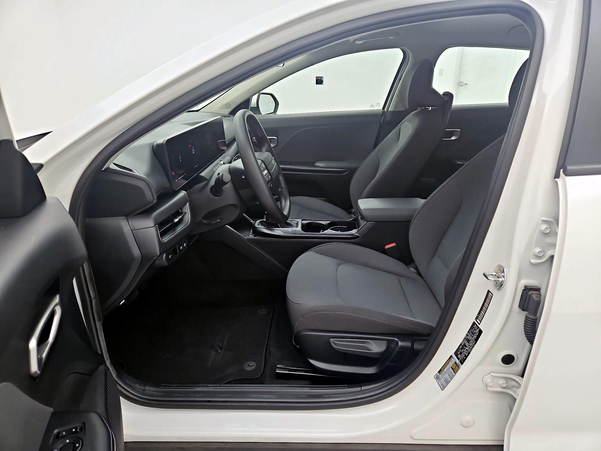 Thumbnail: 2025 Kia K4 - 11