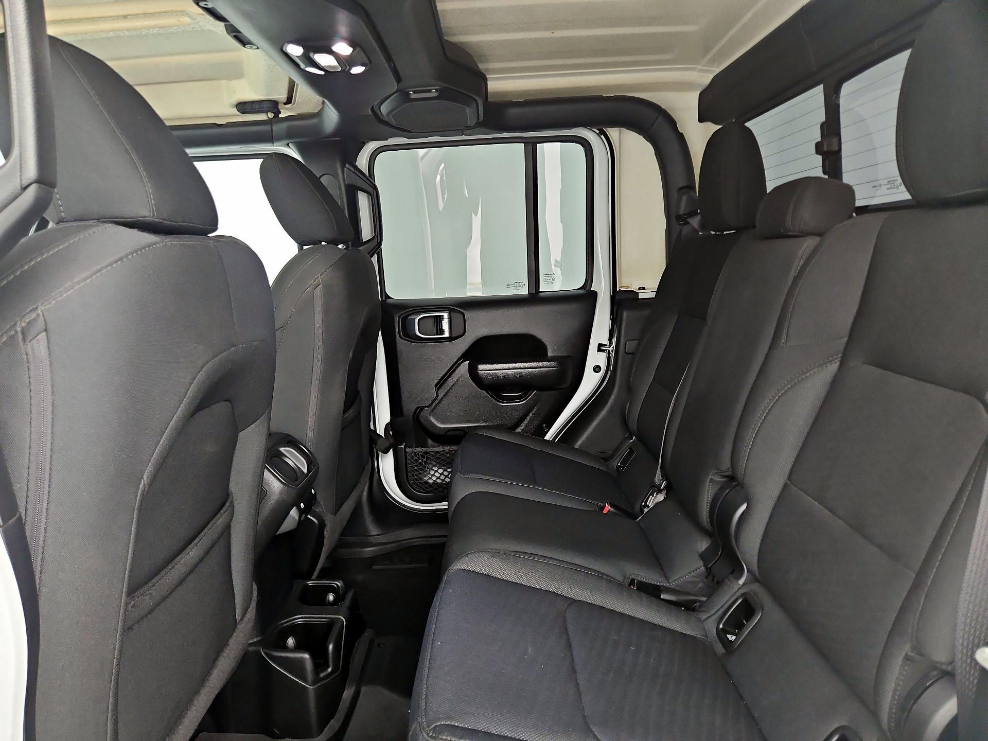 Thumbnail: 2022 Jeep Gladiator - 19