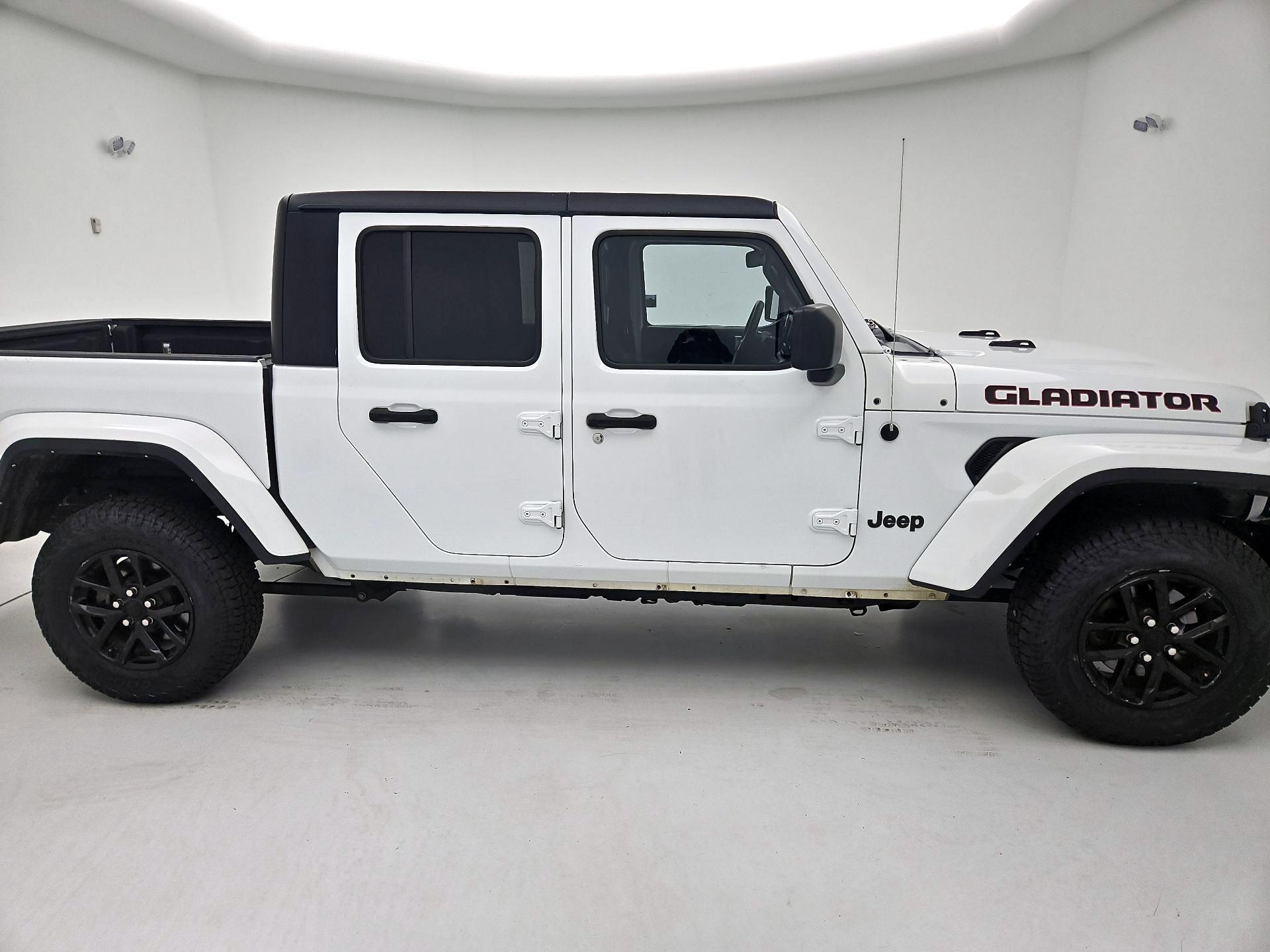 Thumbnail: 2022 Jeep Gladiator - 4