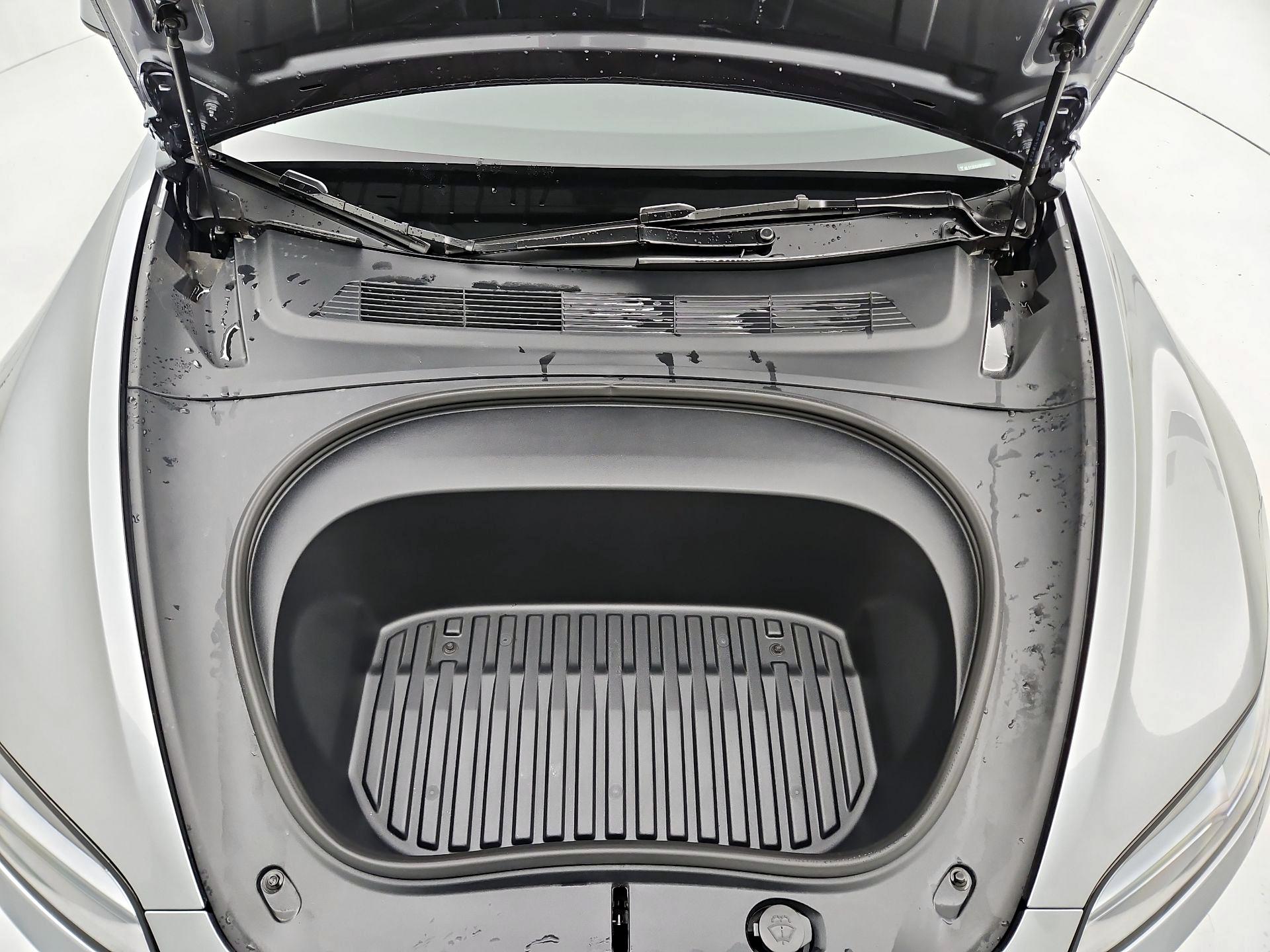 Thumbnail: 2025 Tesla Model 3 - 18