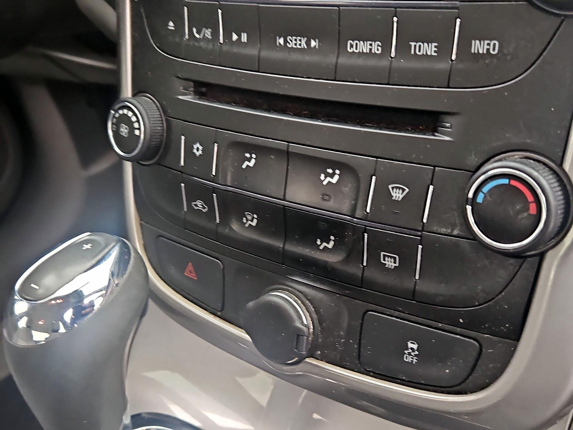 Thumbnail: 2016 Chevrolet Malibu - 15