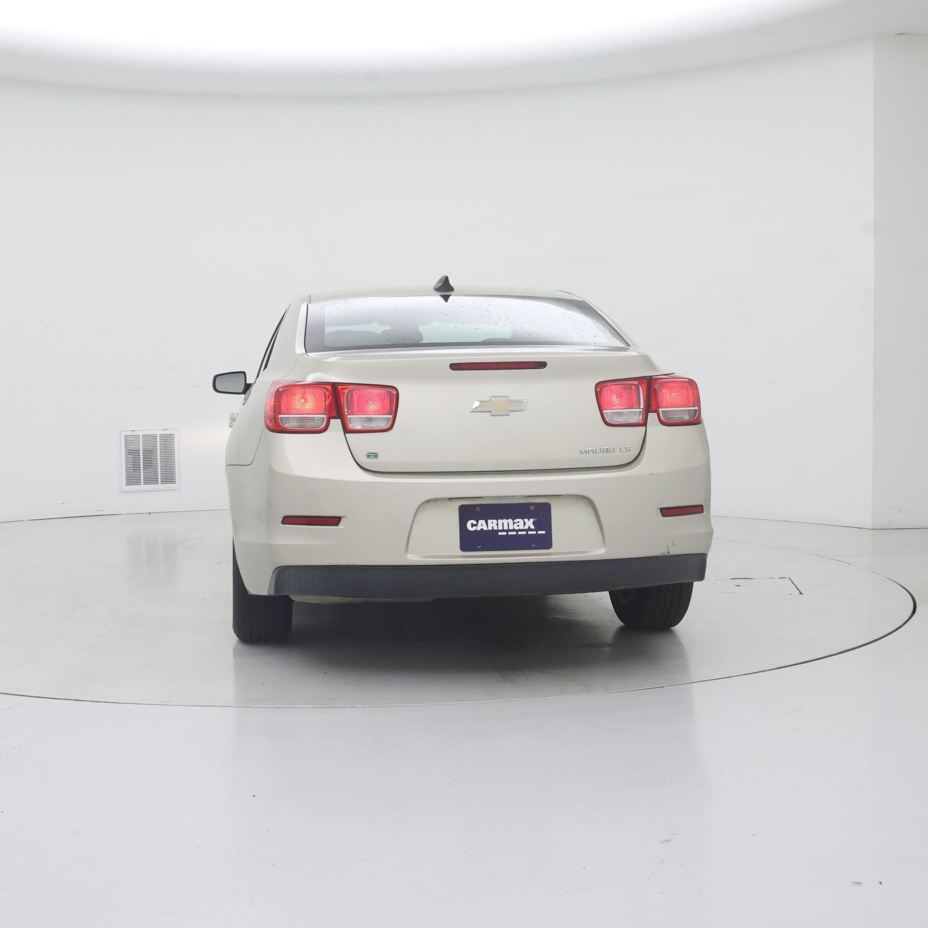 Thumbnail: 2016 Chevrolet Malibu - 6