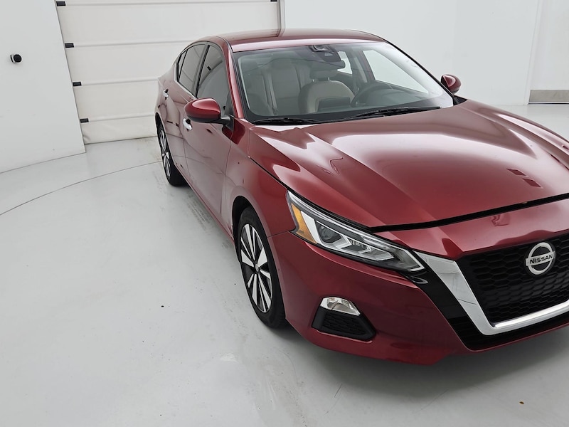 2022 Nissan Altima SV