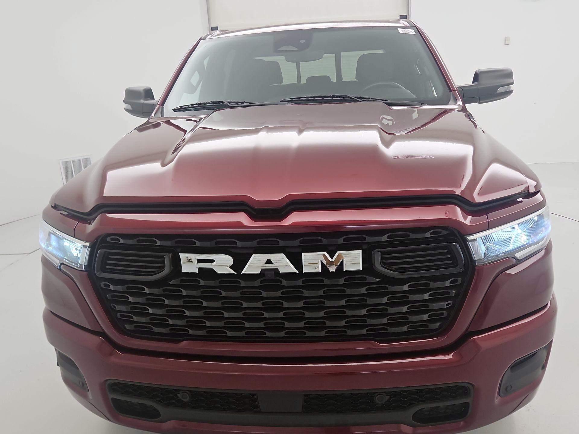 Thumbnail: 2025 RAM 1500 - 2