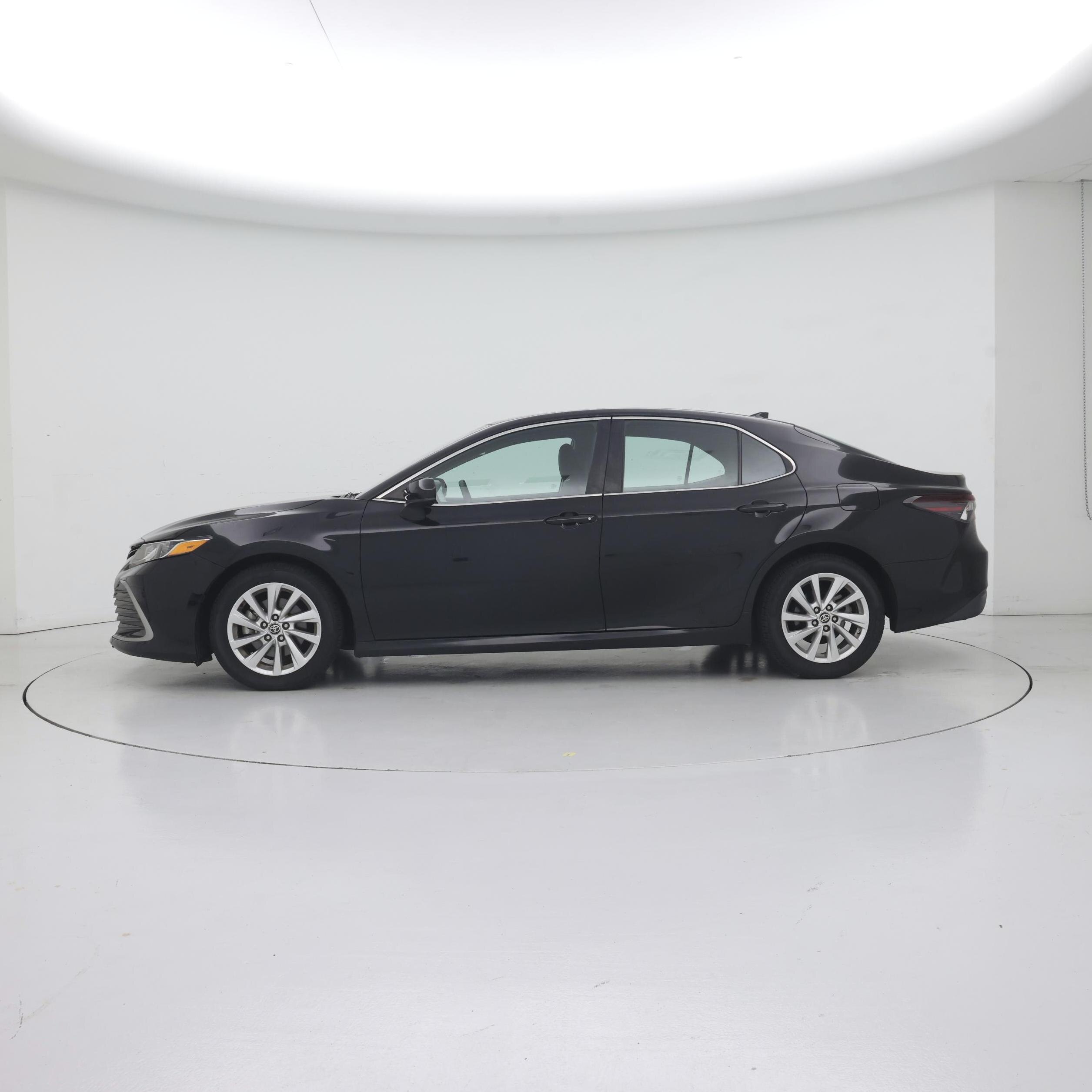 Thumbnail: 2023 Toyota Camry - 3