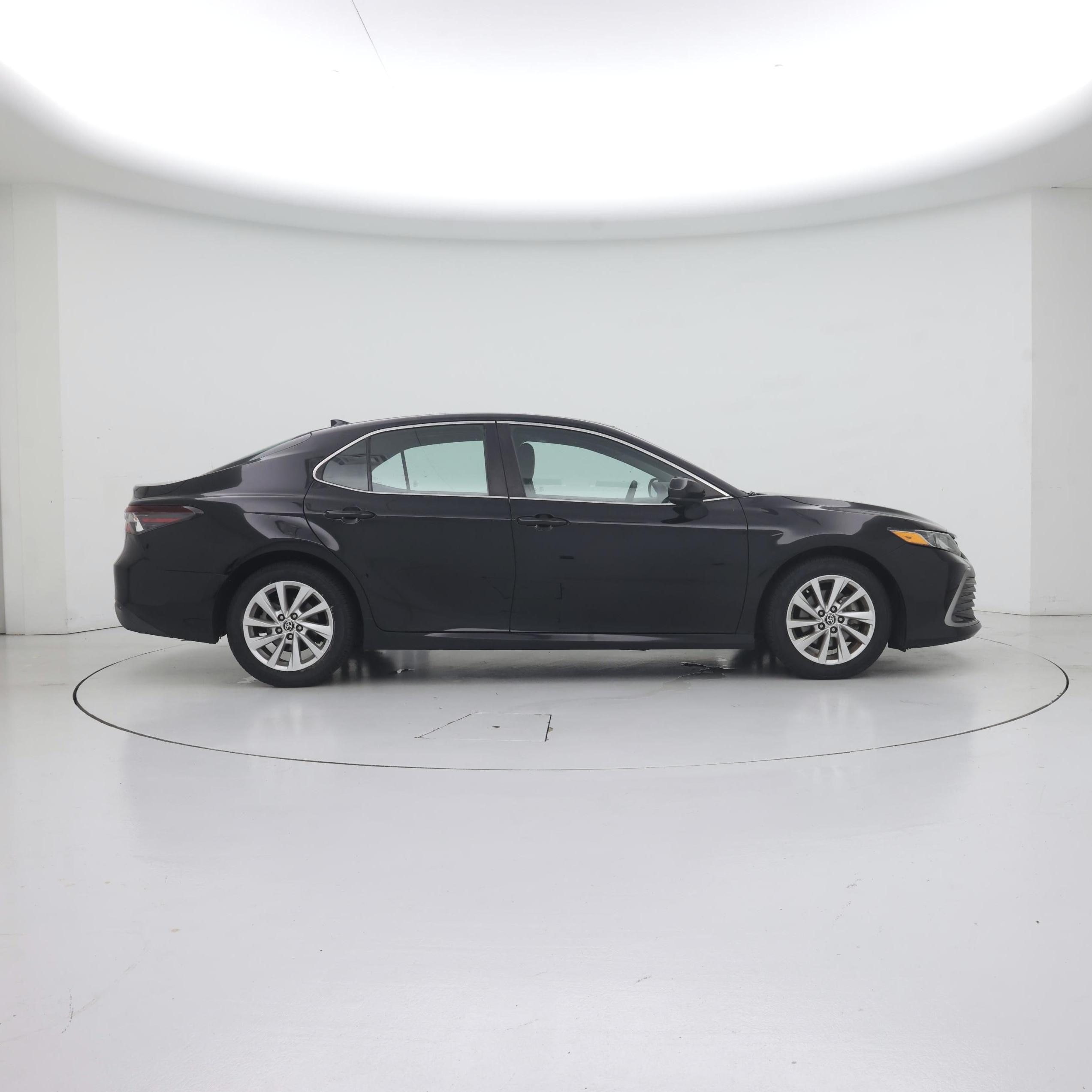 Thumbnail: 2023 Toyota Camry - 7