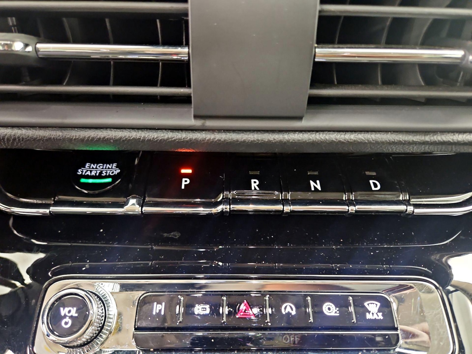 2024 Lincoln Corsair Premiere - Photo 17