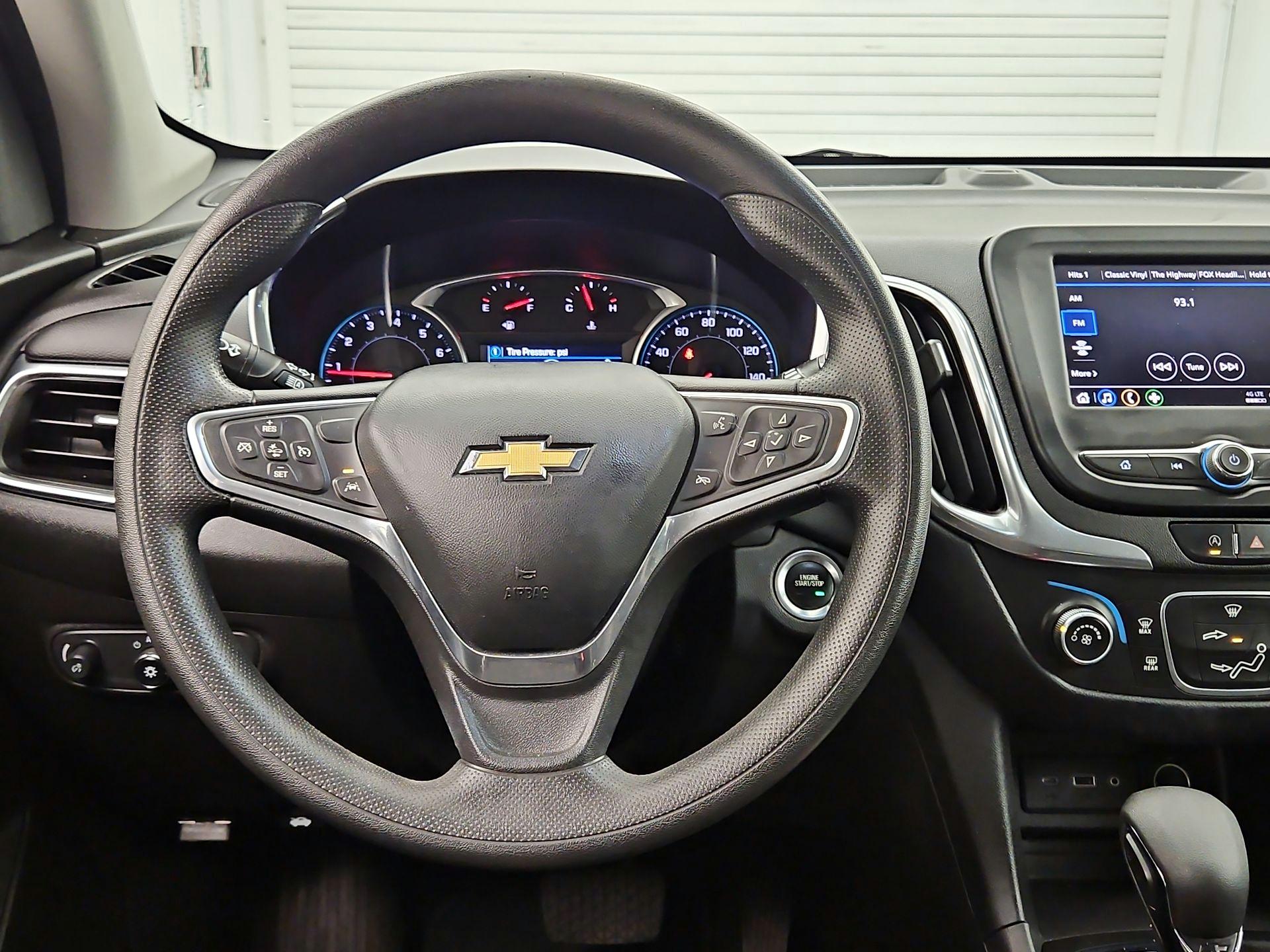 Thumbnail: 2022 Chevrolet Equinox - 10