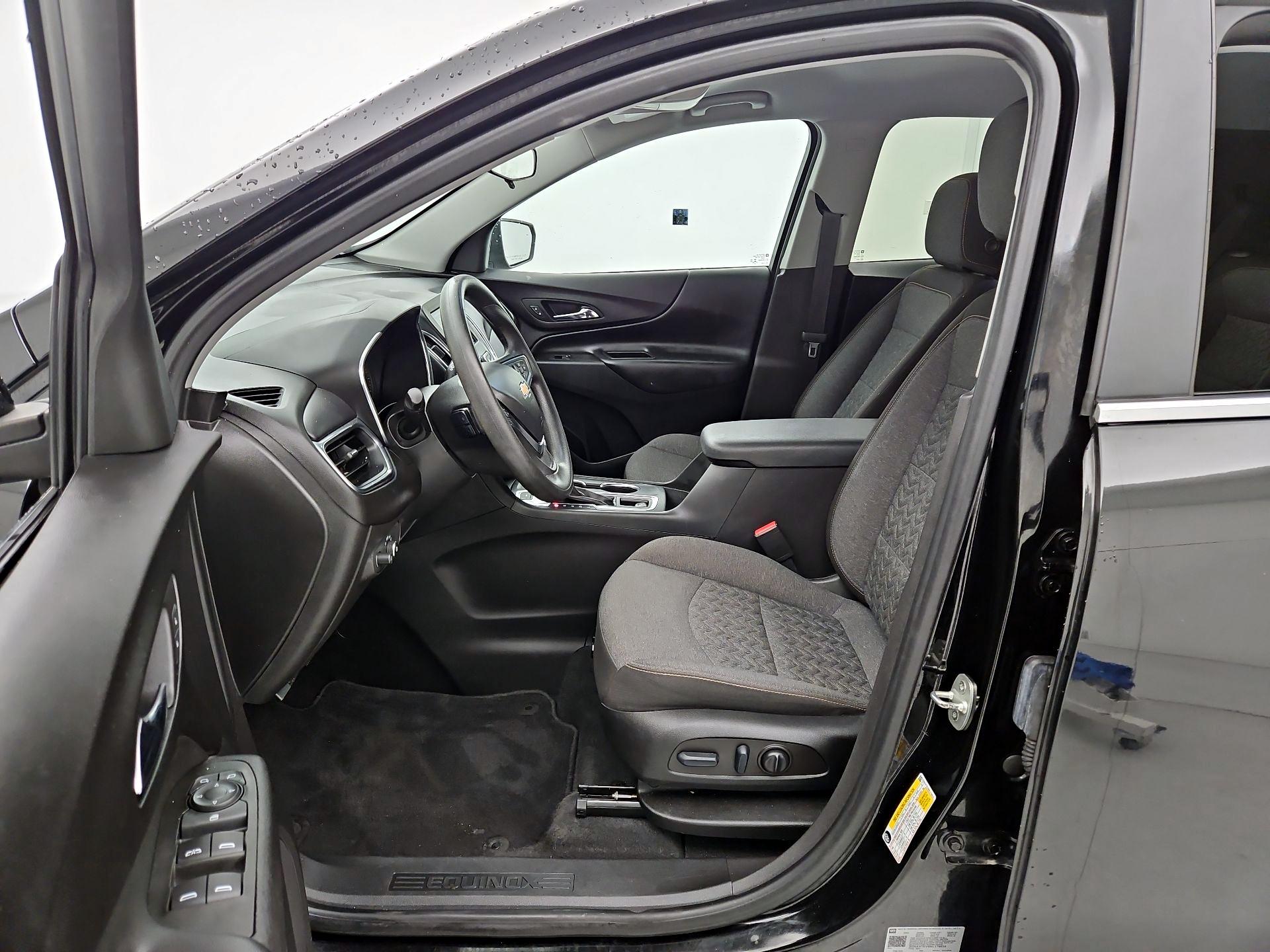 Thumbnail: 2022 Chevrolet Equinox - 11