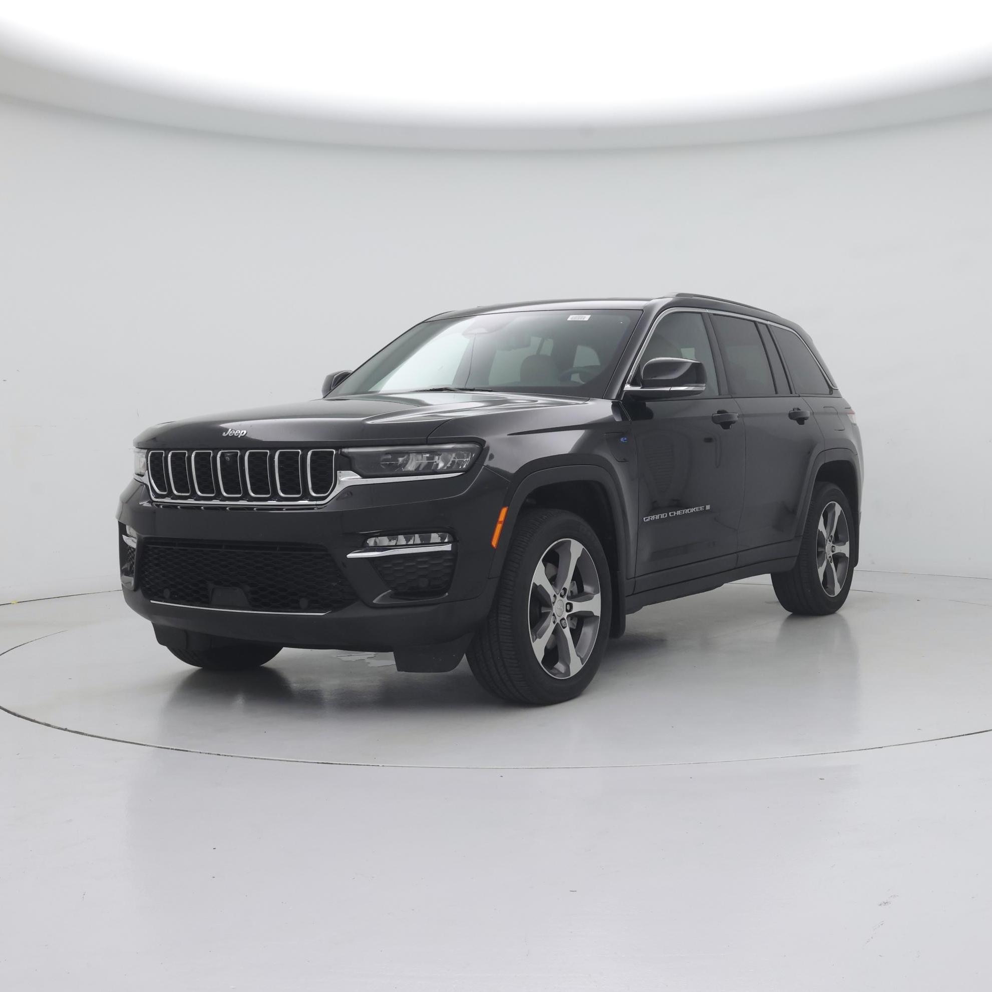 Thumbnail: 2022 Jeep Grand Cherokee - 4