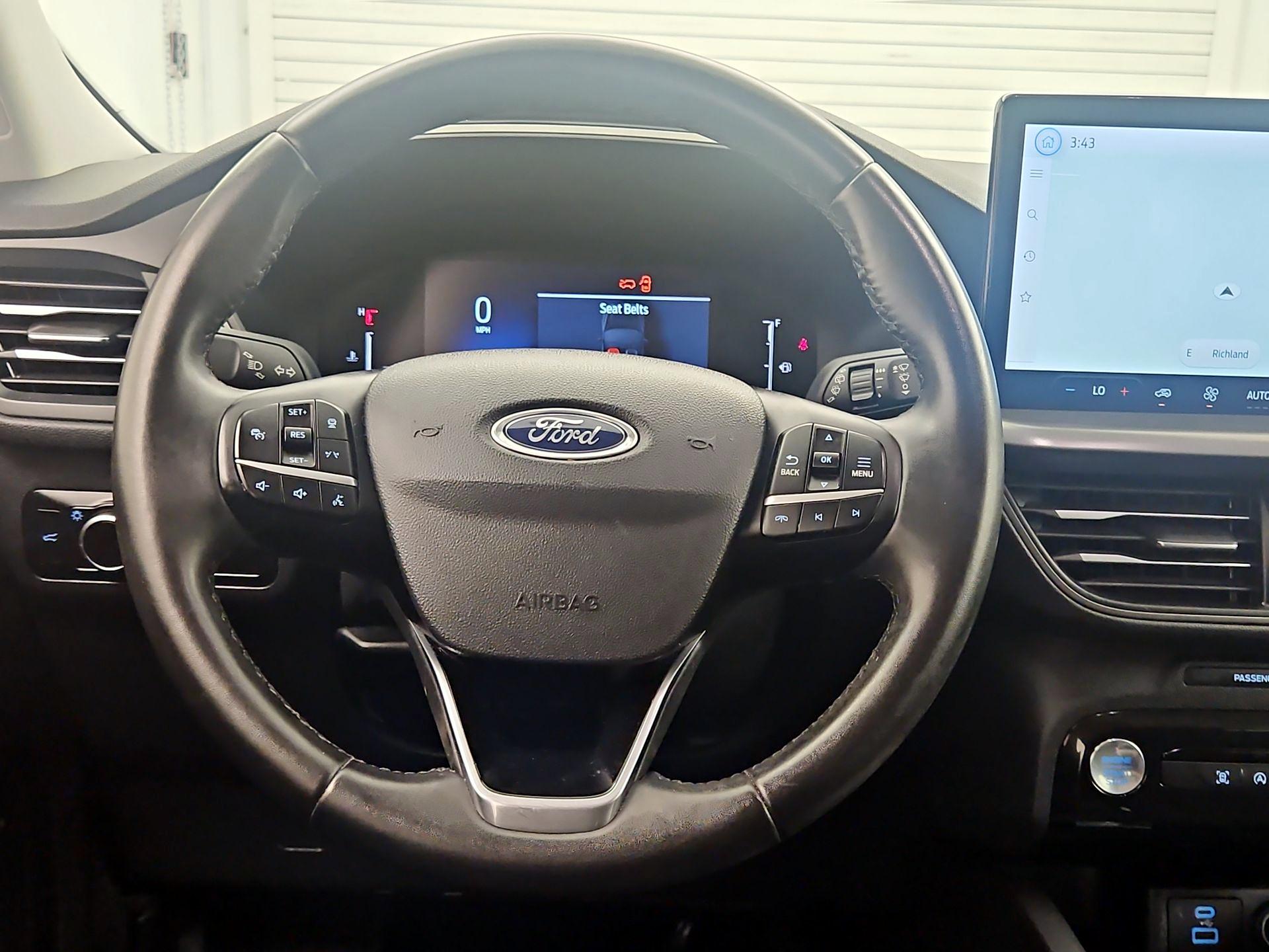 Thumbnail: 2023 Ford Escape - 10