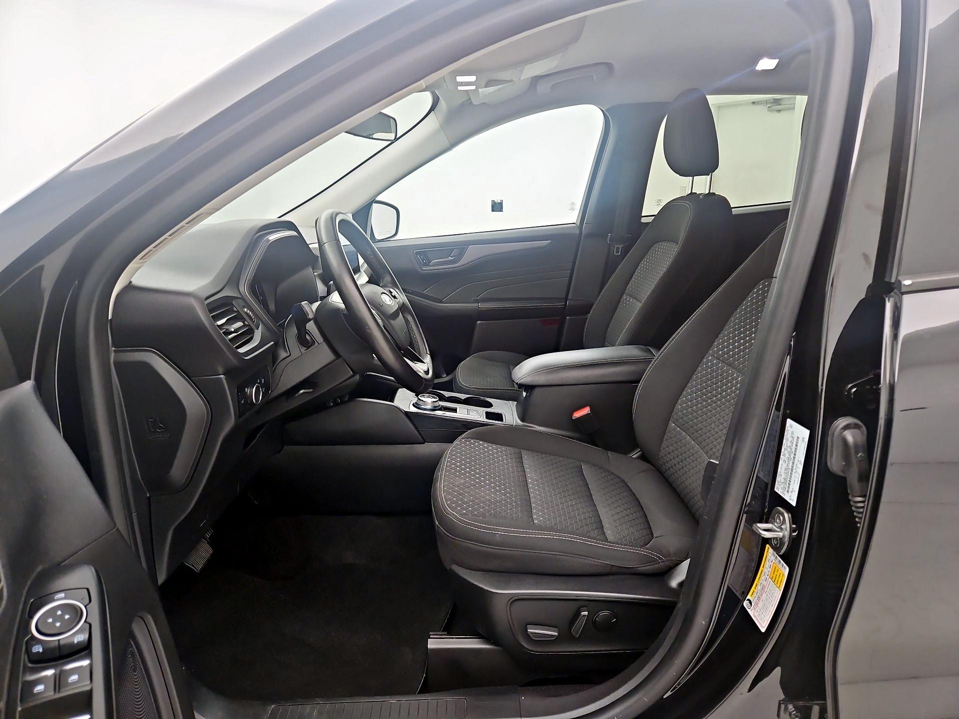 Thumbnail: 2023 Ford Escape - 11