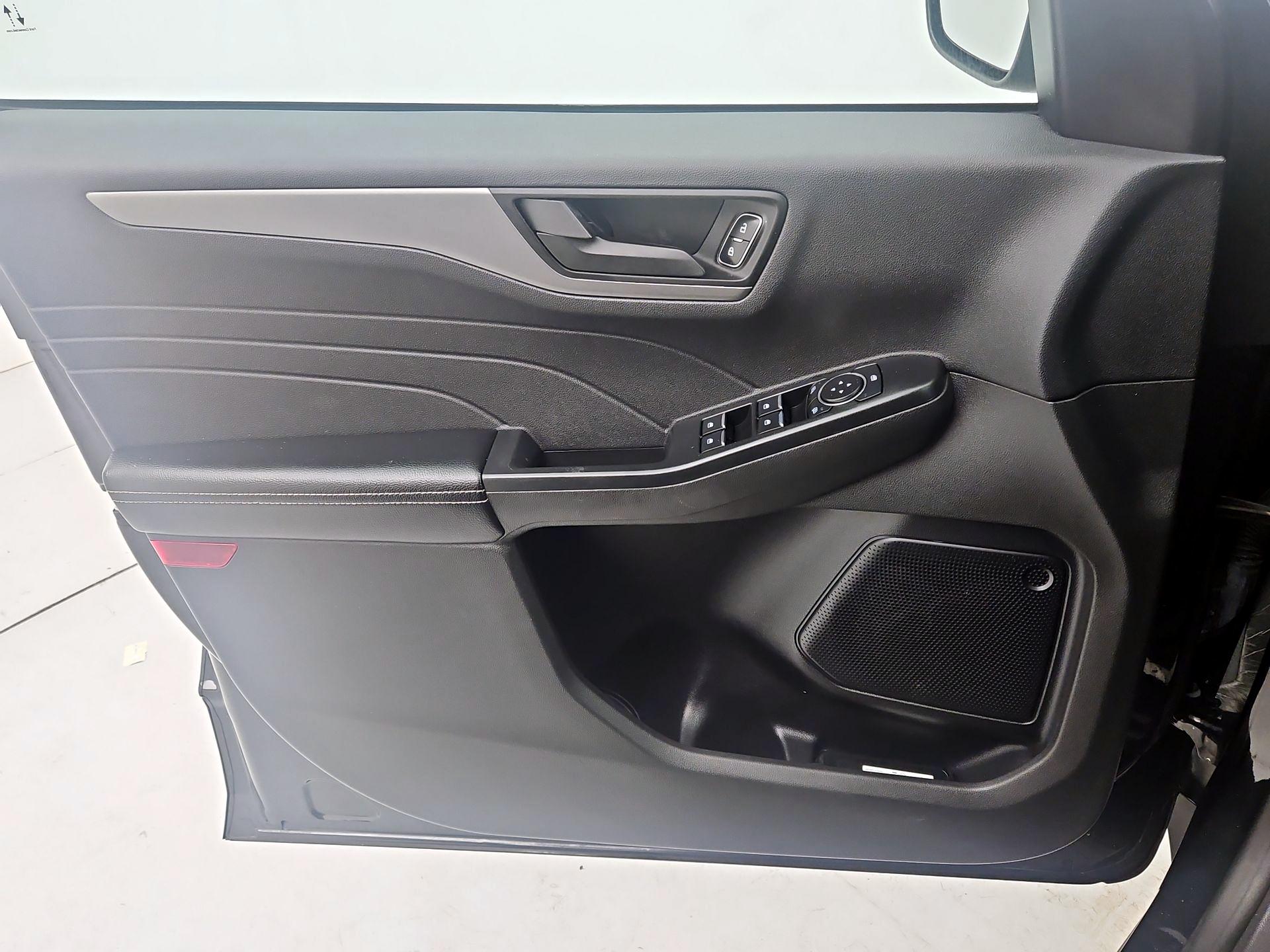 Thumbnail: 2023 Ford Escape - 12
