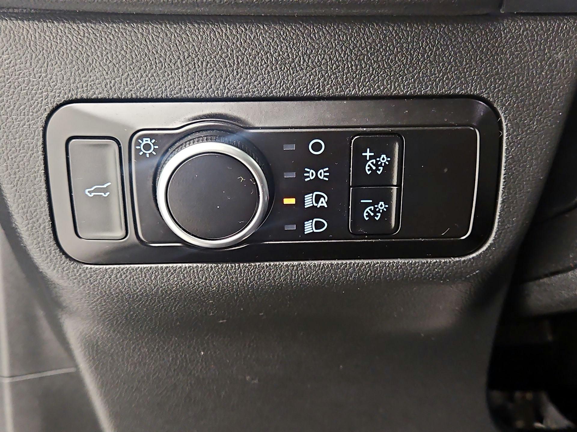 Thumbnail: 2023 Ford Escape - 13