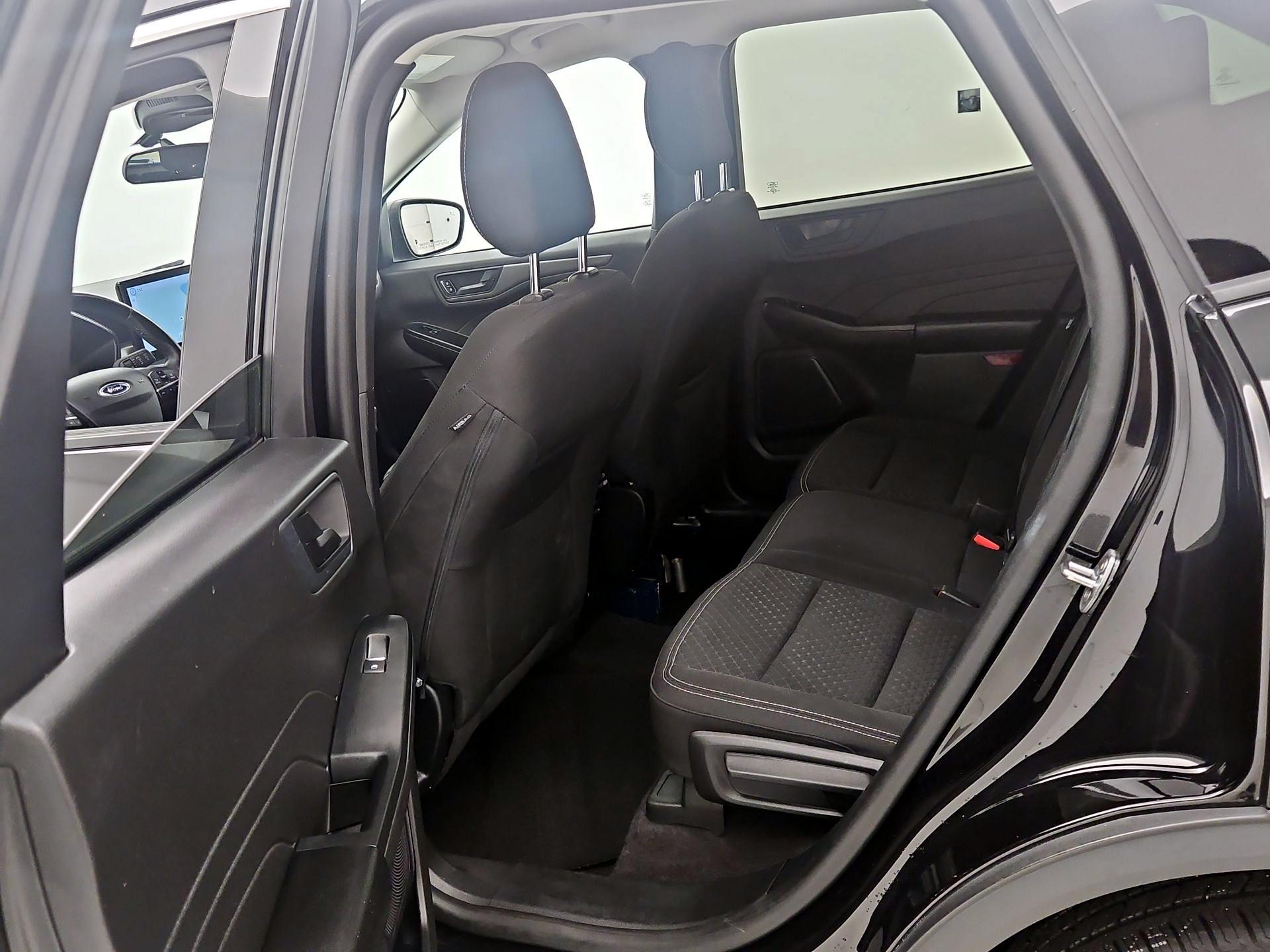 Thumbnail: 2023 Ford Escape - 20