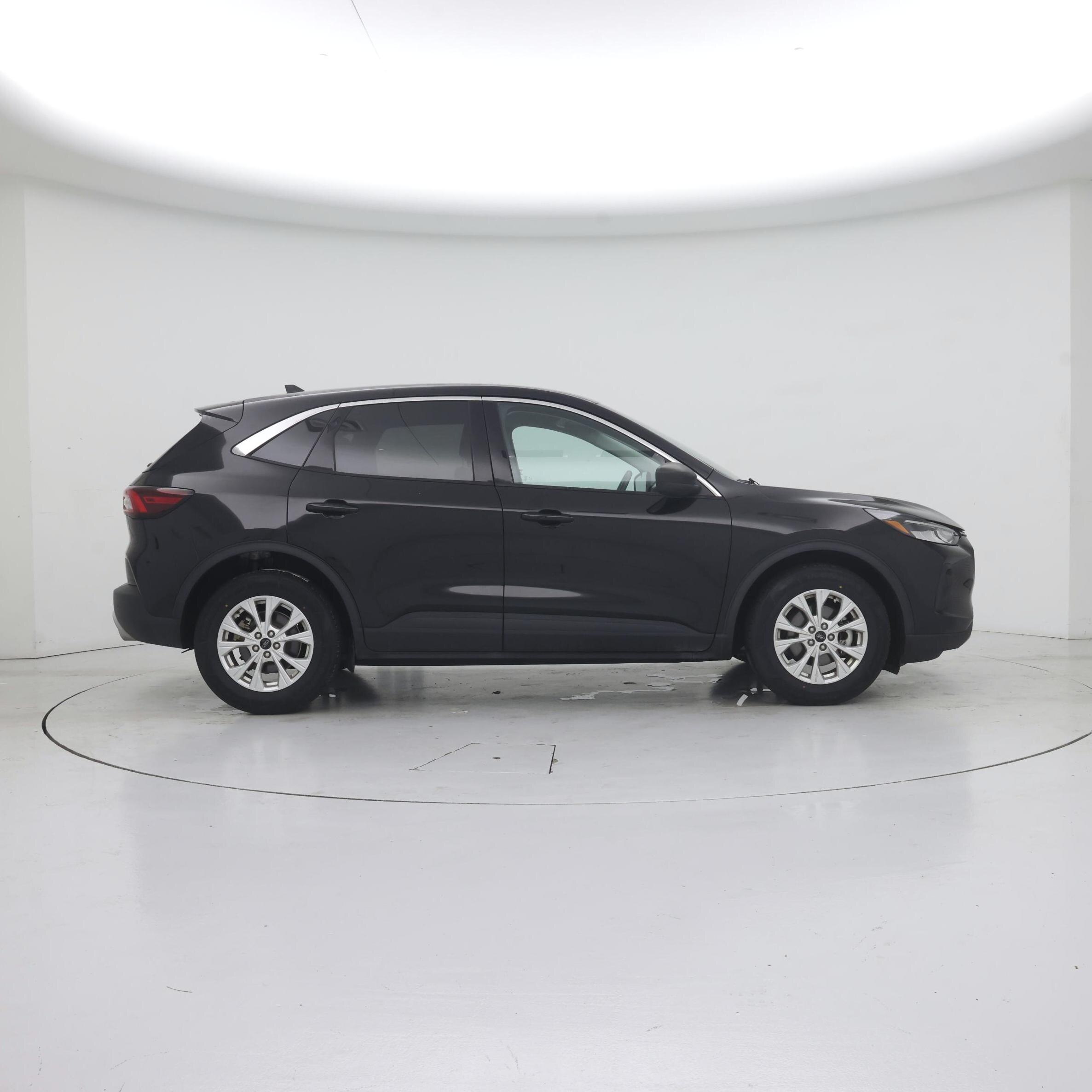 Thumbnail: 2023 Ford Escape - 7