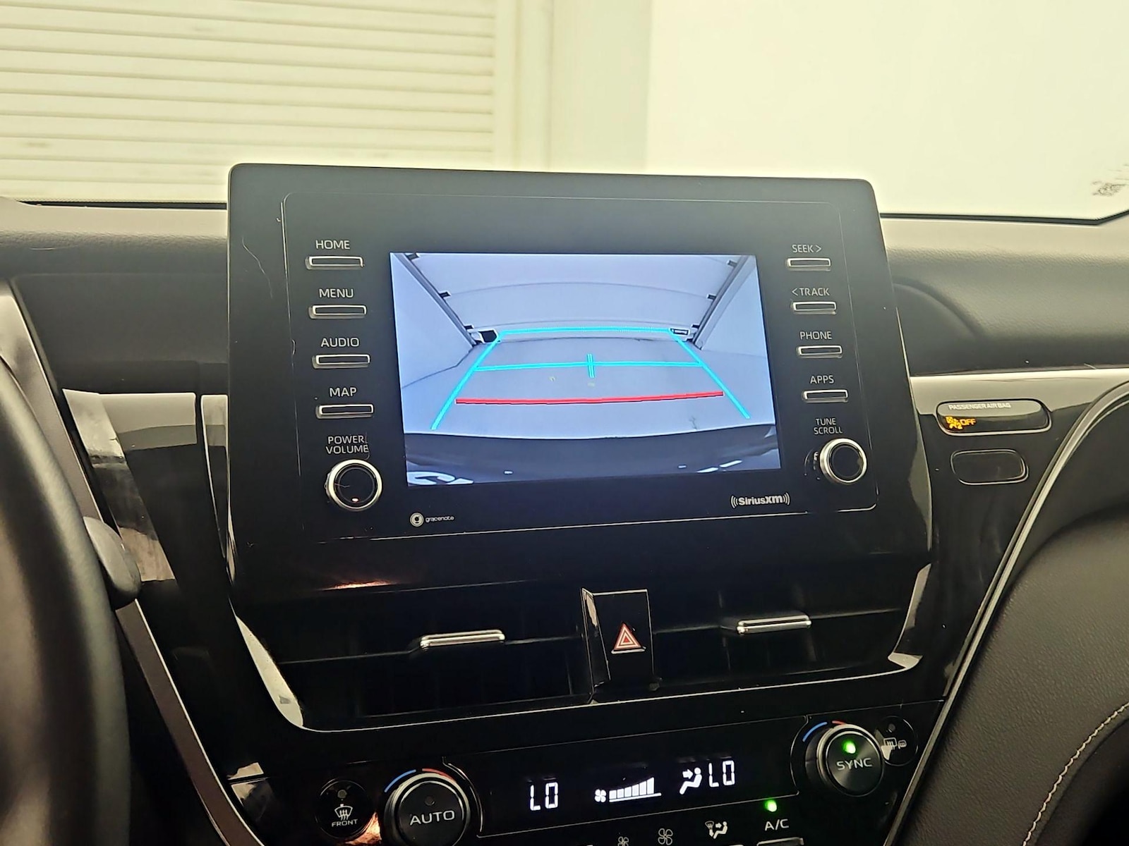 2023 Toyota Camry SE - Photo 15