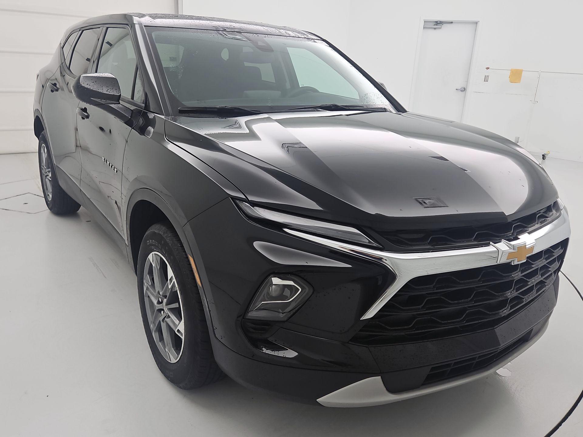Thumbnail: 2025 Chevrolet Blazer - 1