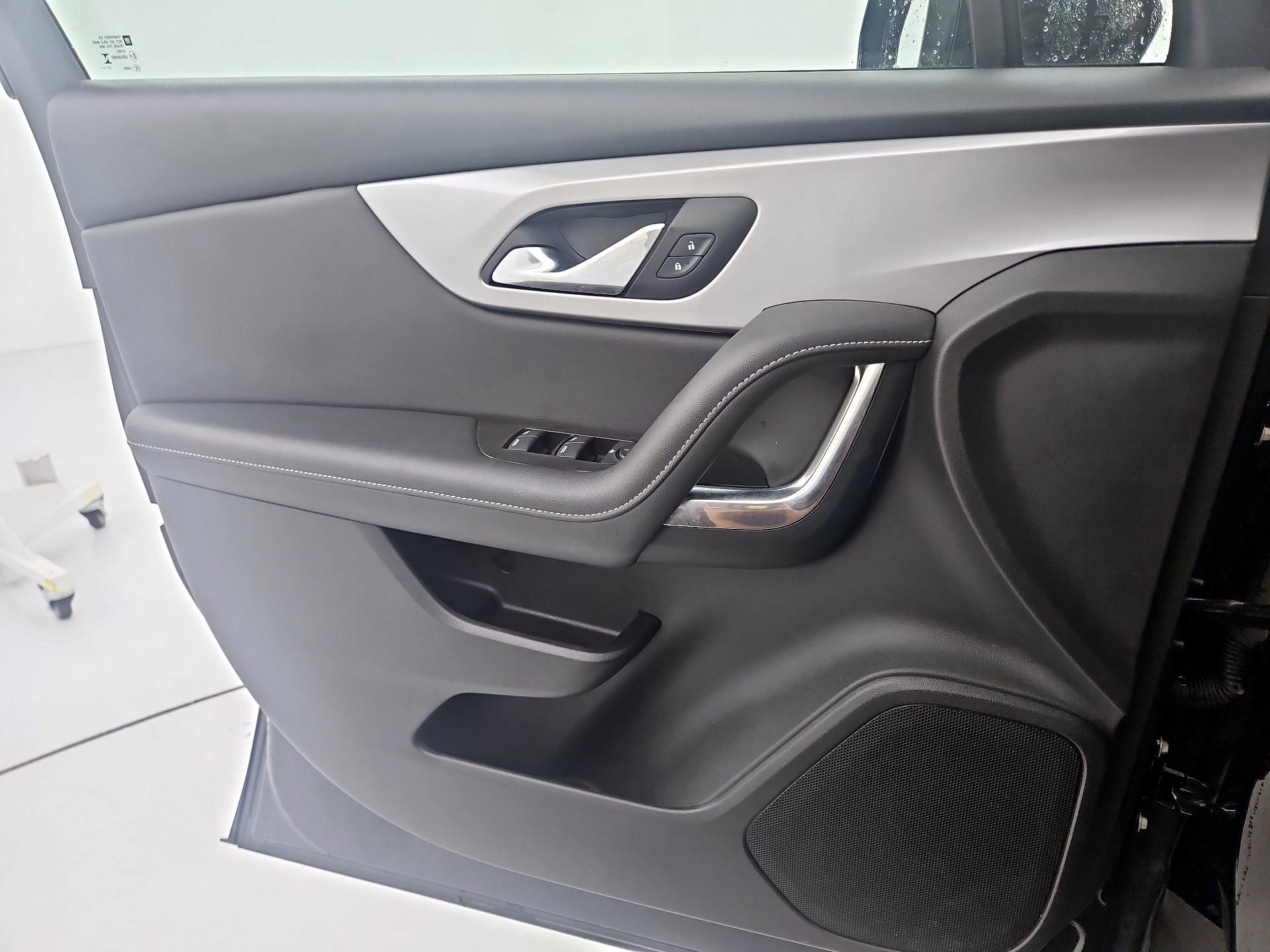 Thumbnail: 2025 Chevrolet Blazer - 10