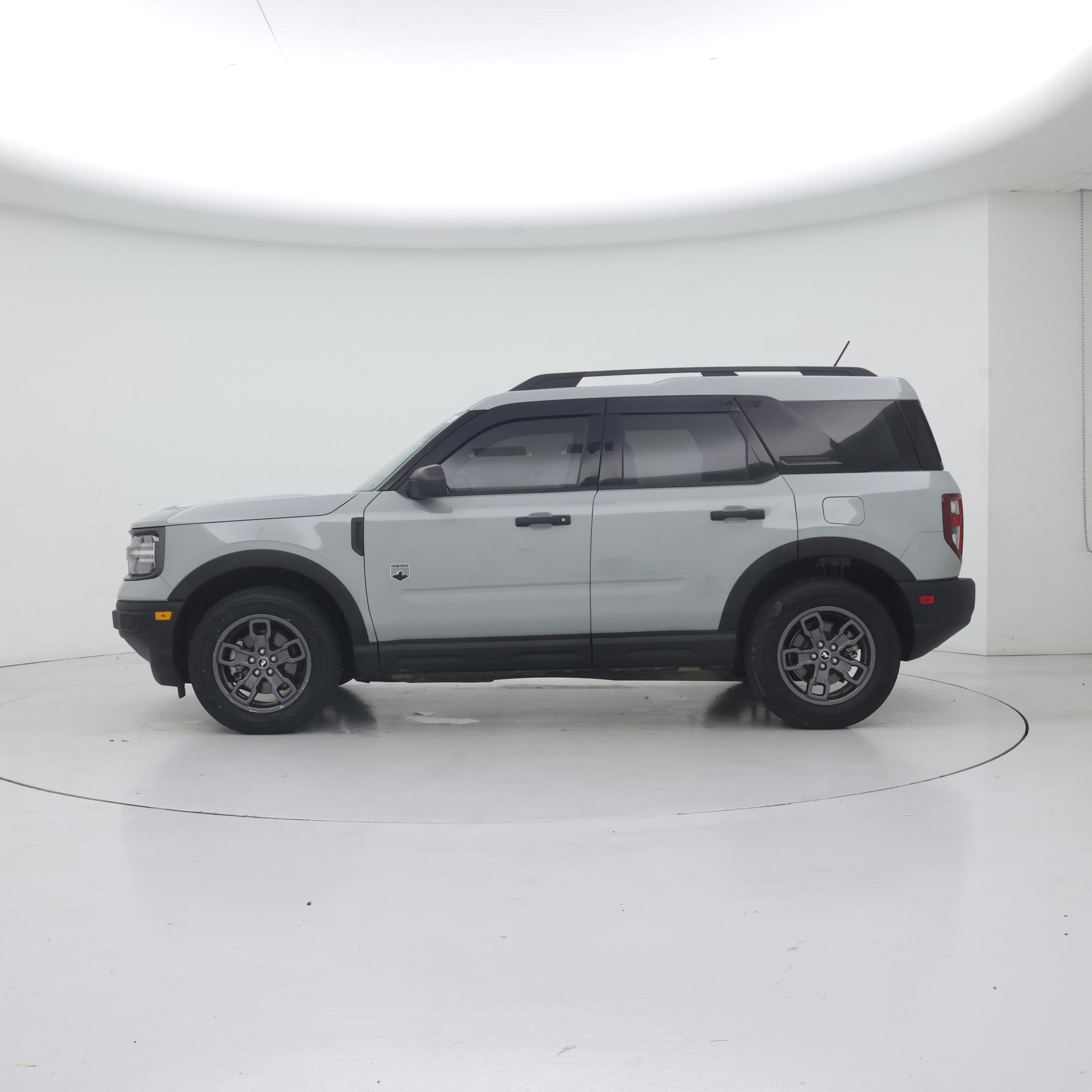 Thumbnail: 2023 Ford Bronco Sport - 3