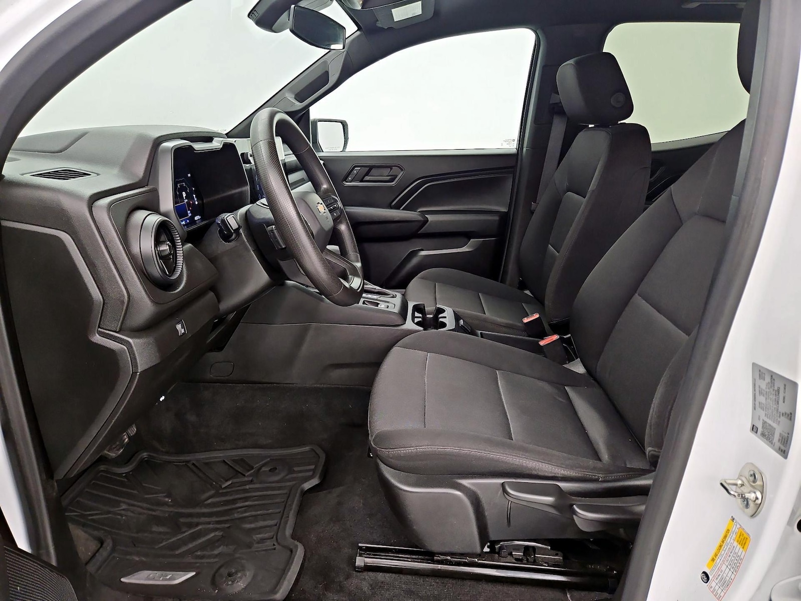 2024 Chevrolet Colorado Work Truck - Photo 10