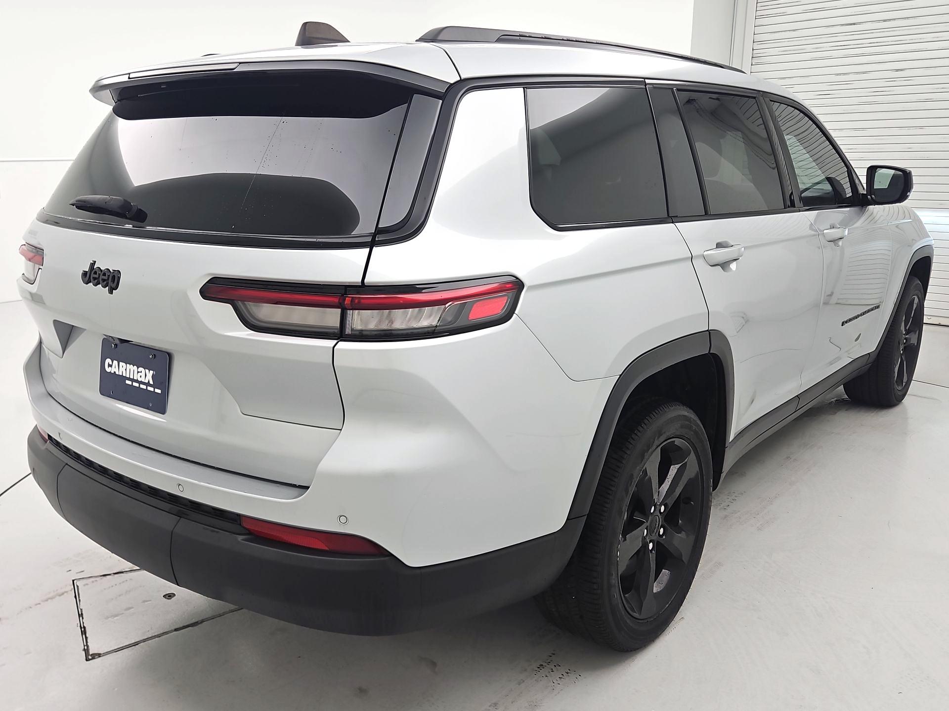 Thumbnail: 2023 Jeep Grand Cherokee L - 5