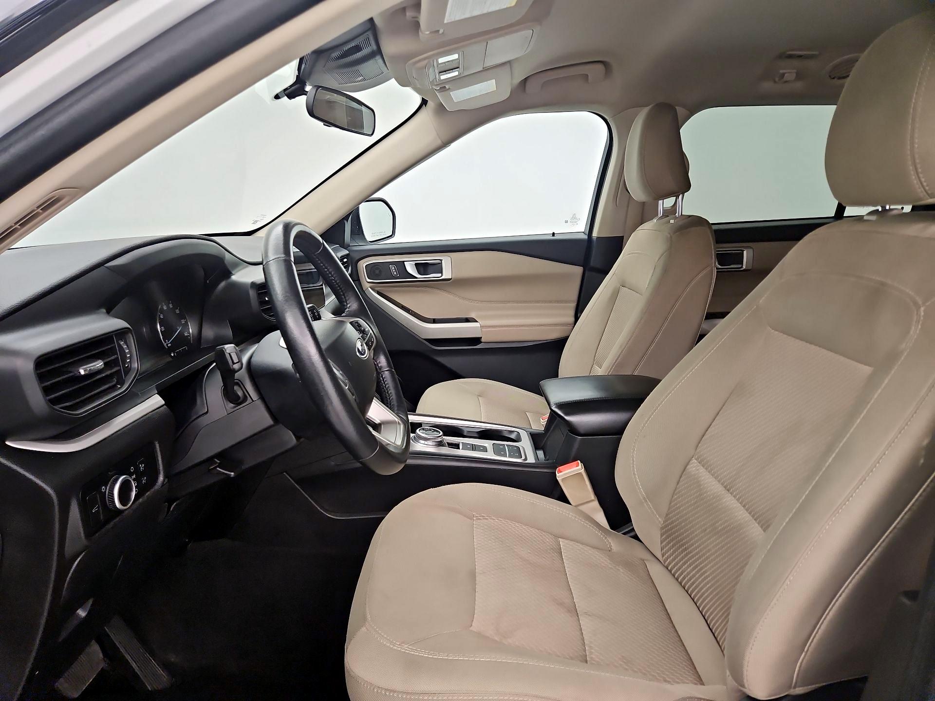 Thumbnail: 2023 Ford Explorer - 9