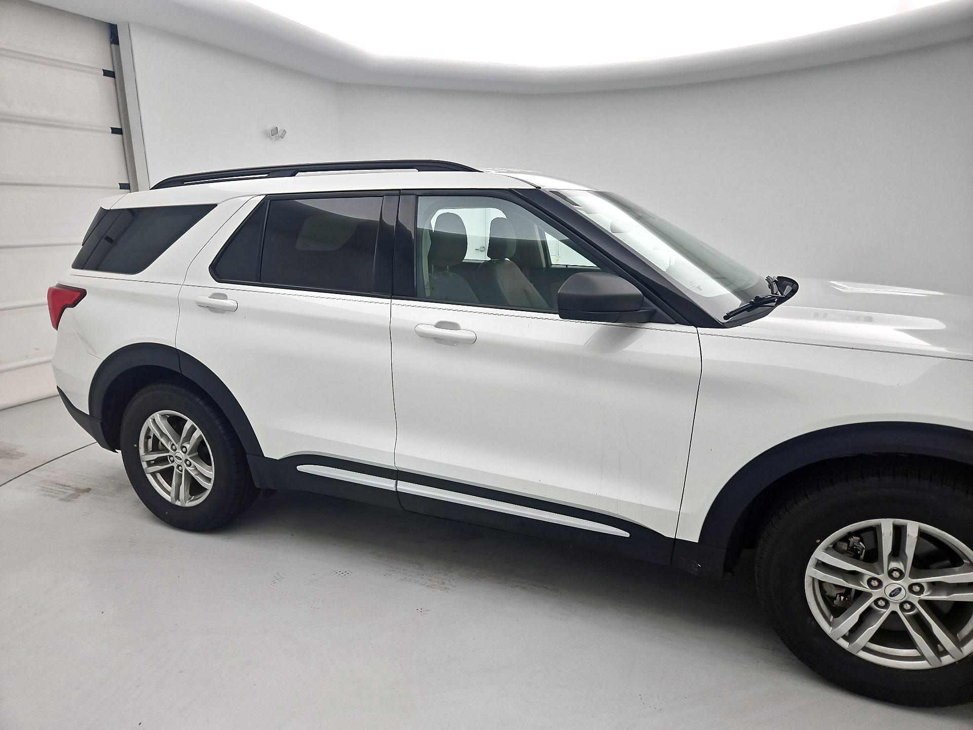 Thumbnail: 2023 Ford Explorer - 4