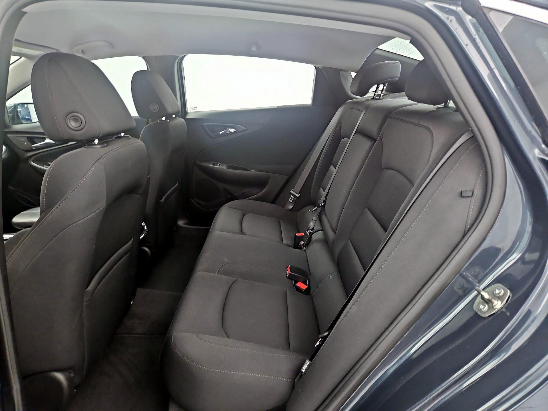 Thumbnail: 2021 Chevrolet Malibu - 17