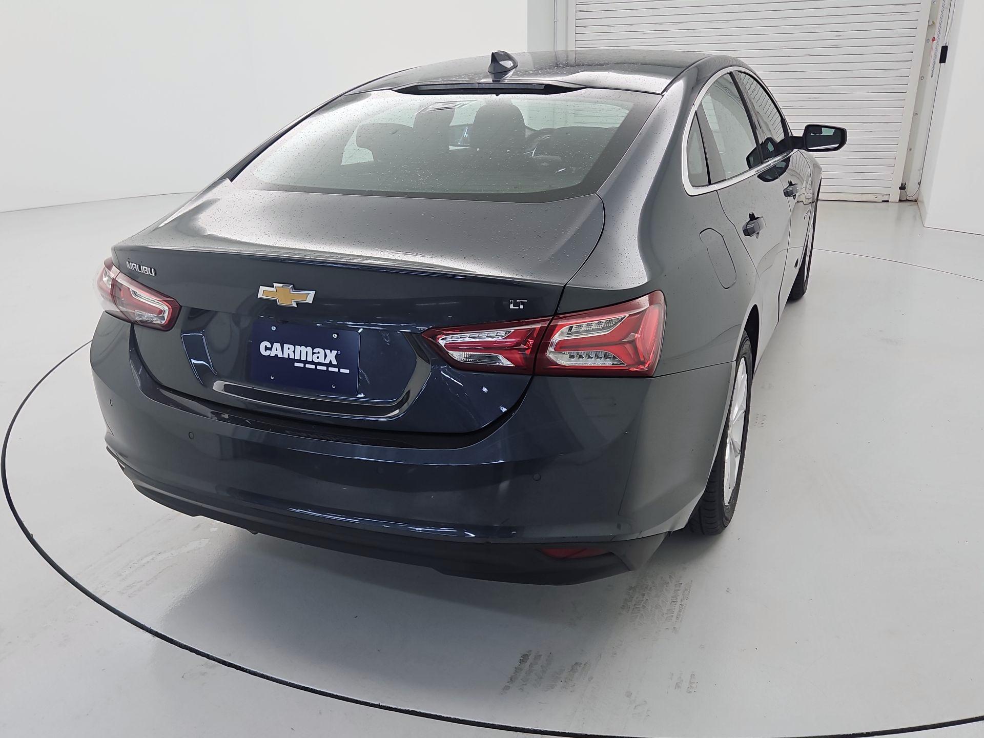 Thumbnail: 2021 Chevrolet Malibu - 5