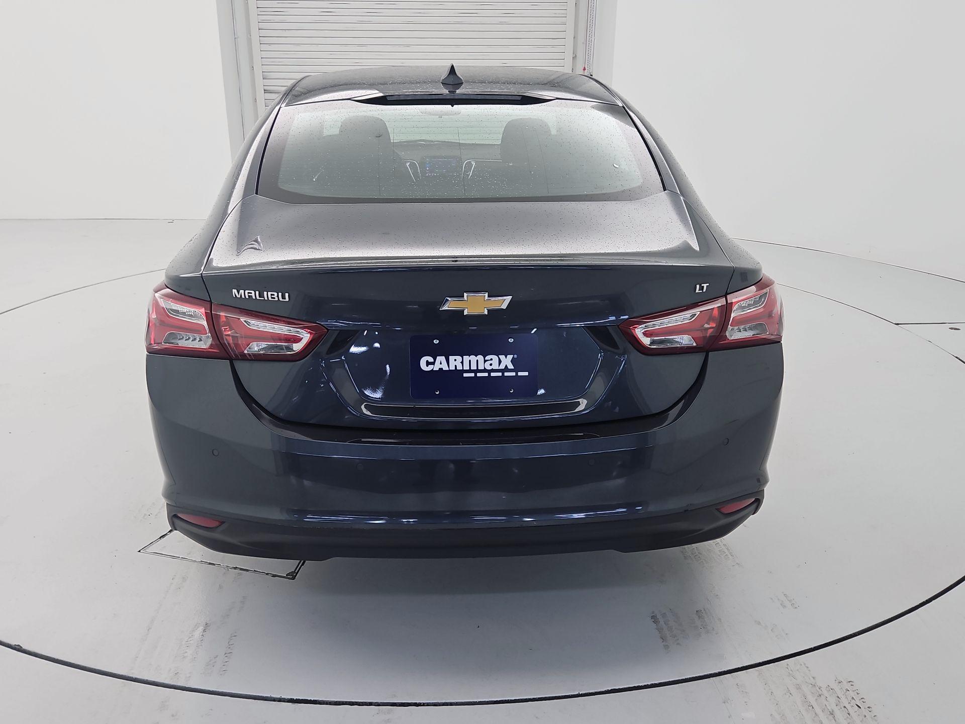 Thumbnail: 2021 Chevrolet Malibu - 6