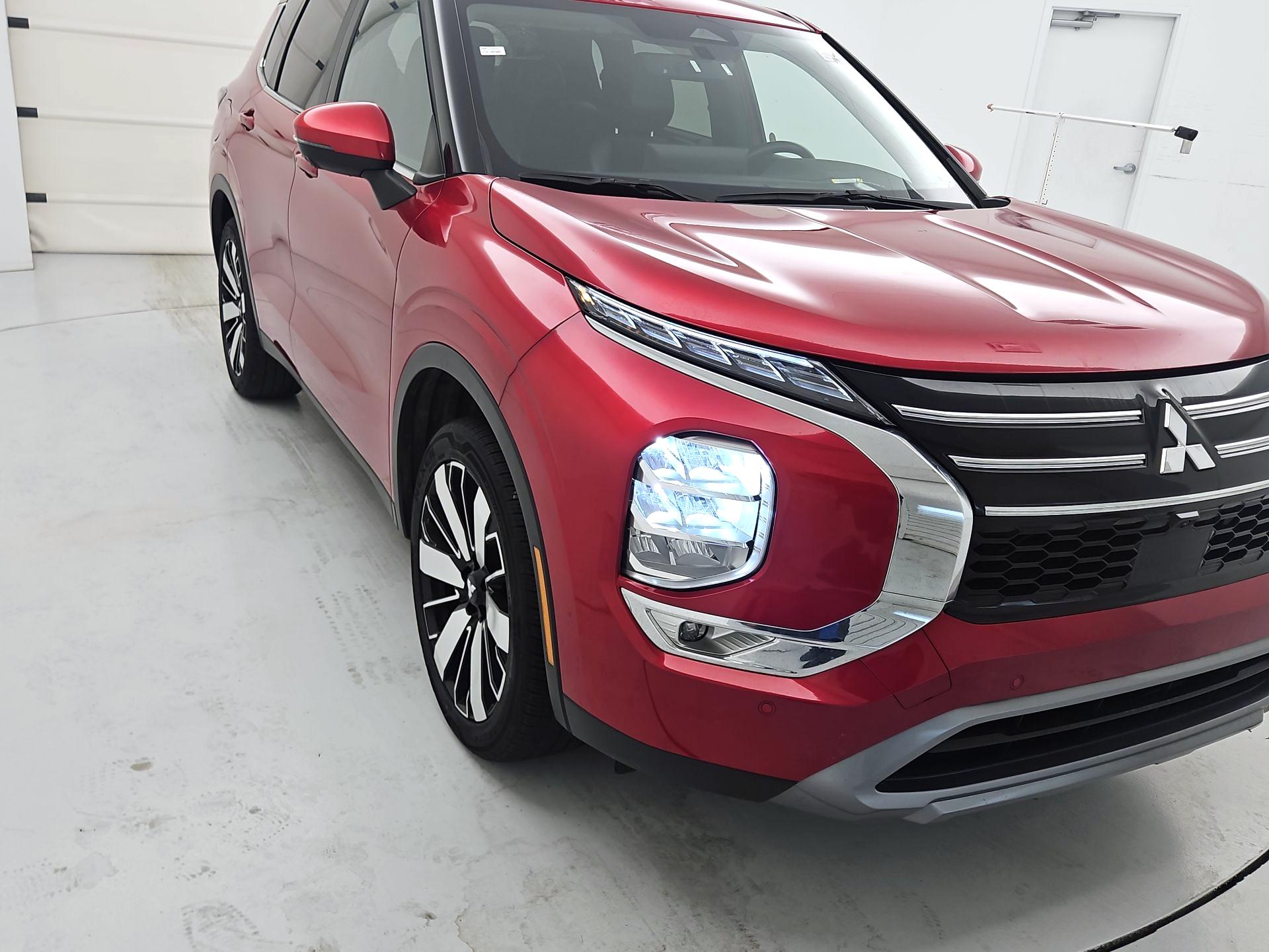 Thumbnail: 2025 Mitsubishi Outlander - 1